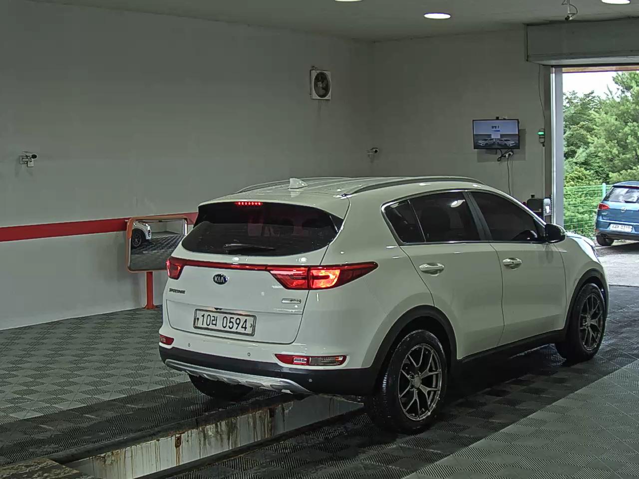 2016 - kia sportage