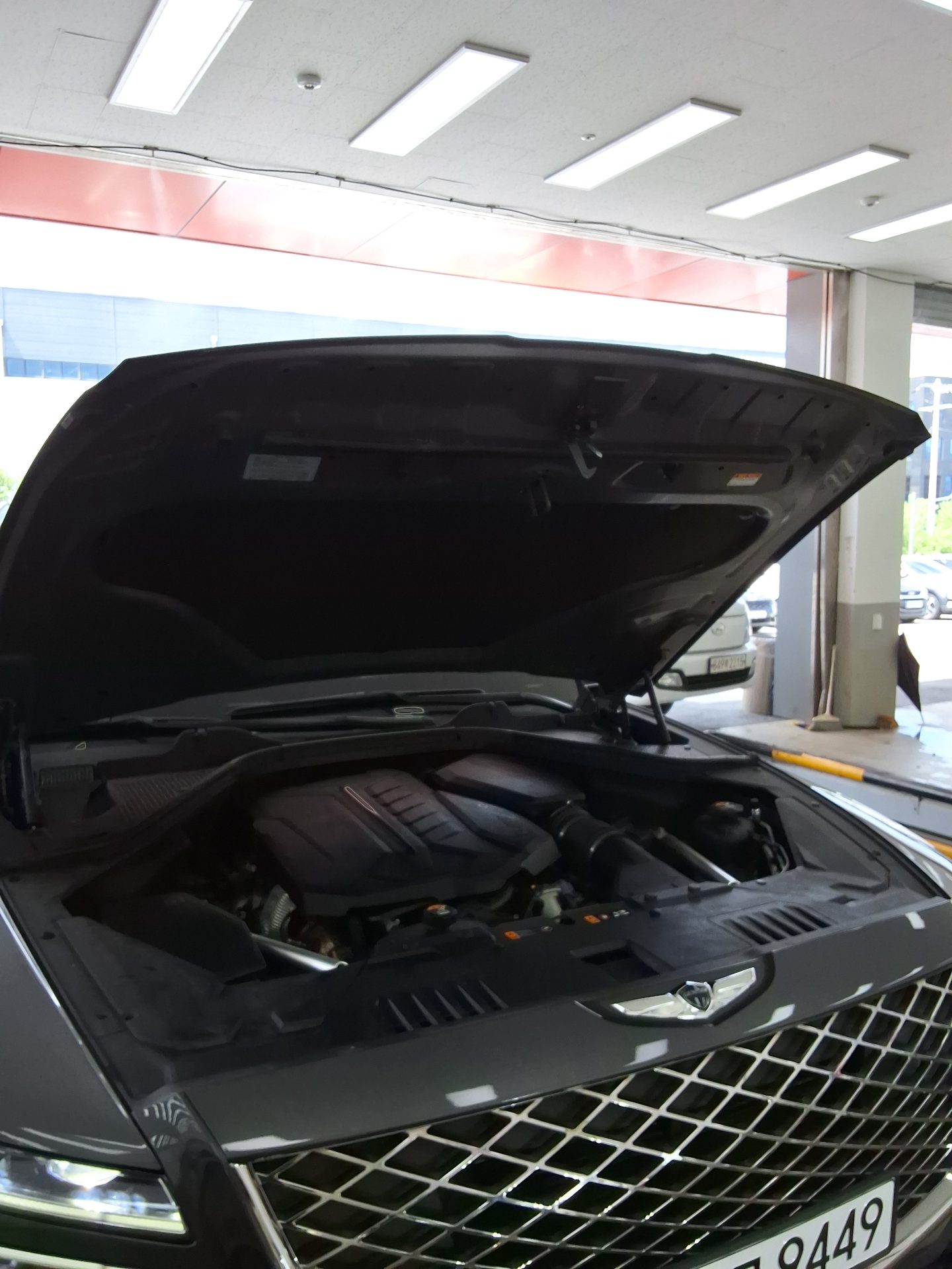 2021 - genesis gv80