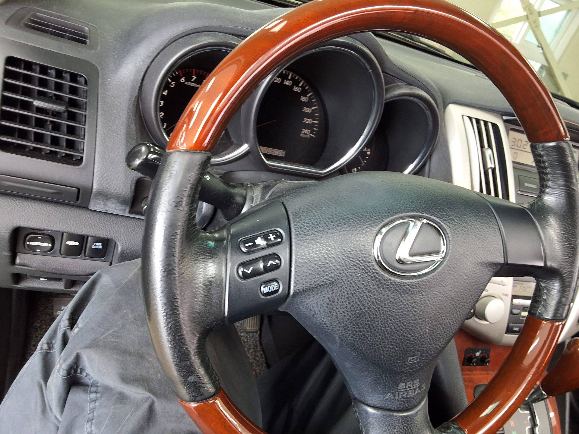 2004 - lexus rx