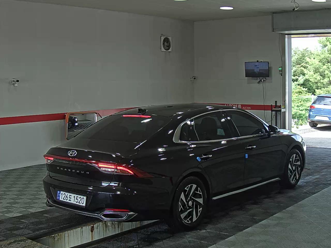 2021 - hyundai grandeur