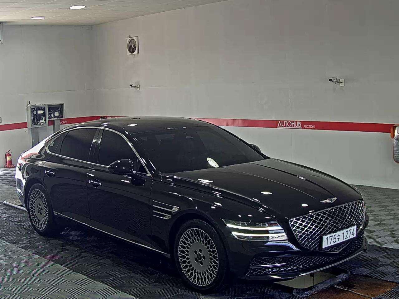 2022 - genesis g80