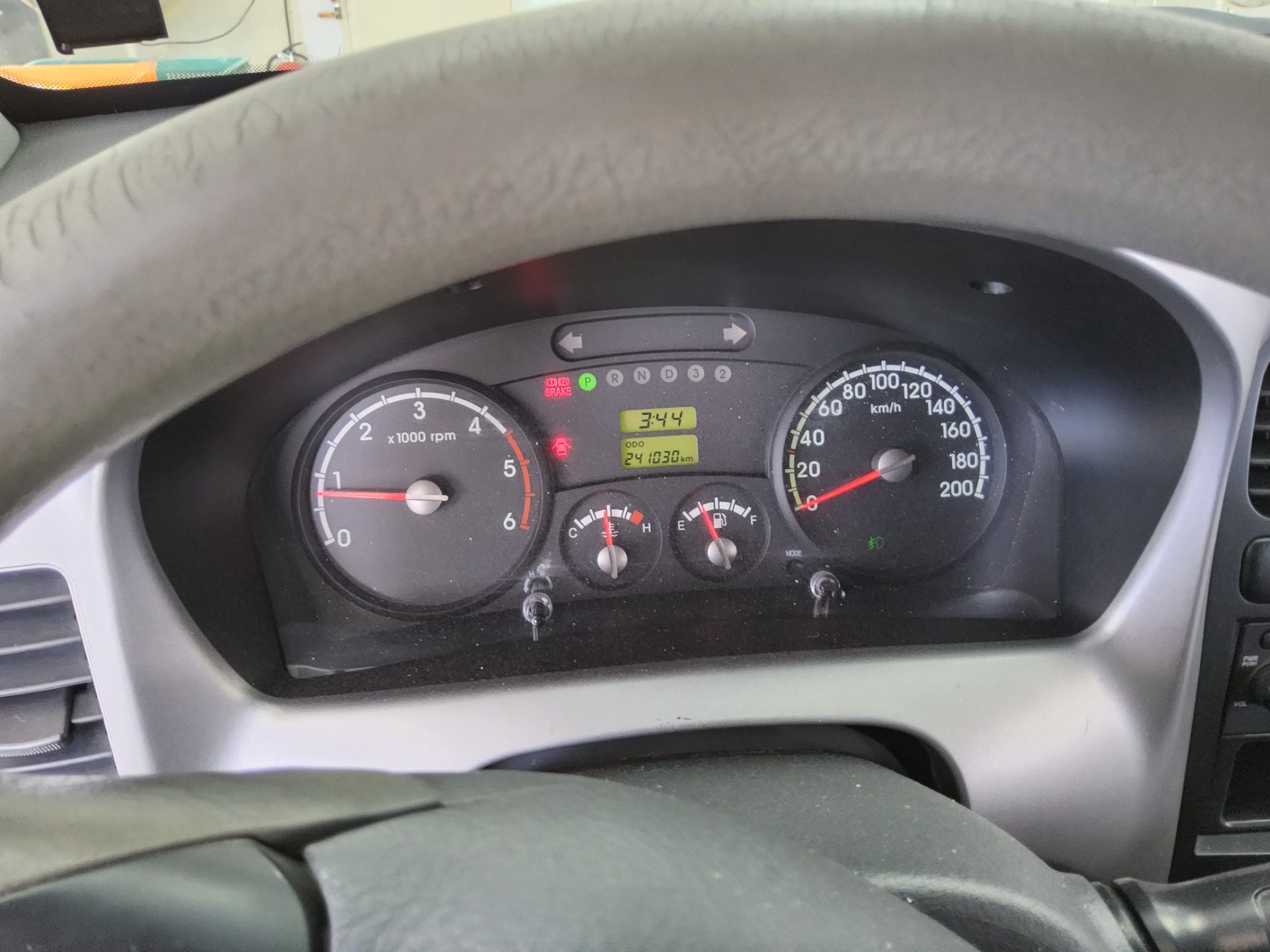 2013 - kia bongo