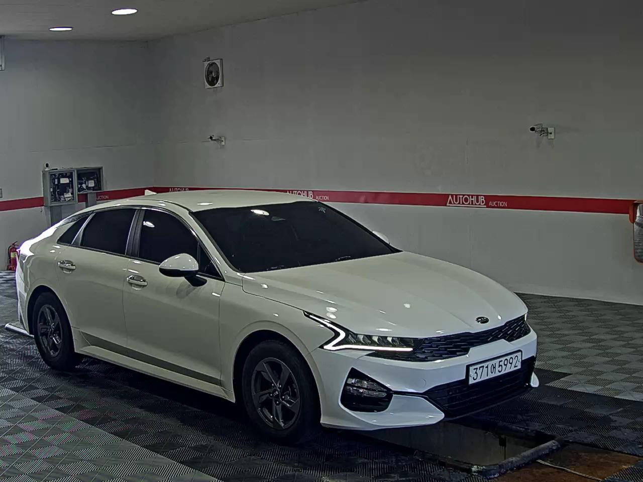 2020 - kia k5
