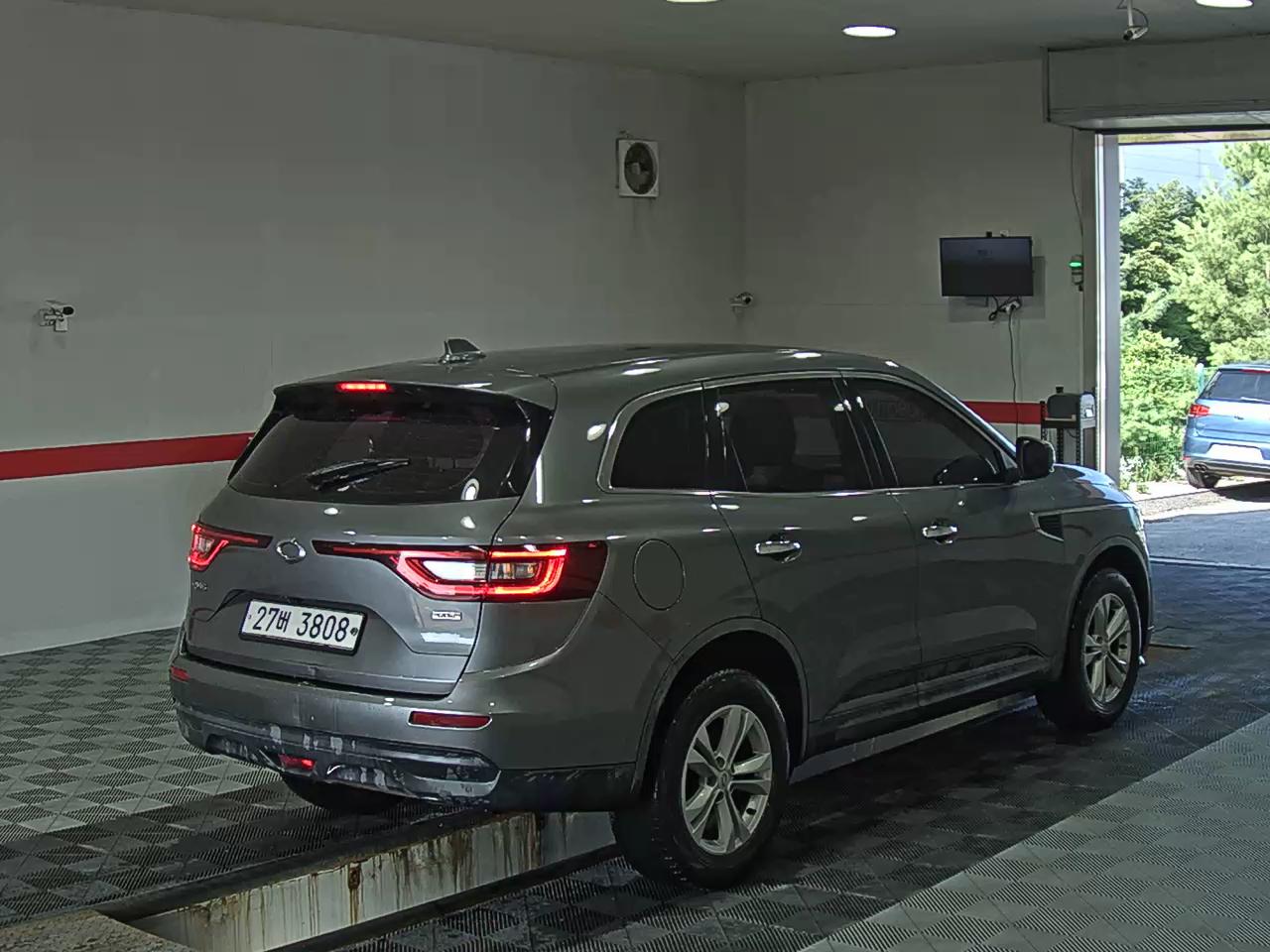 2019 - renault qm6
