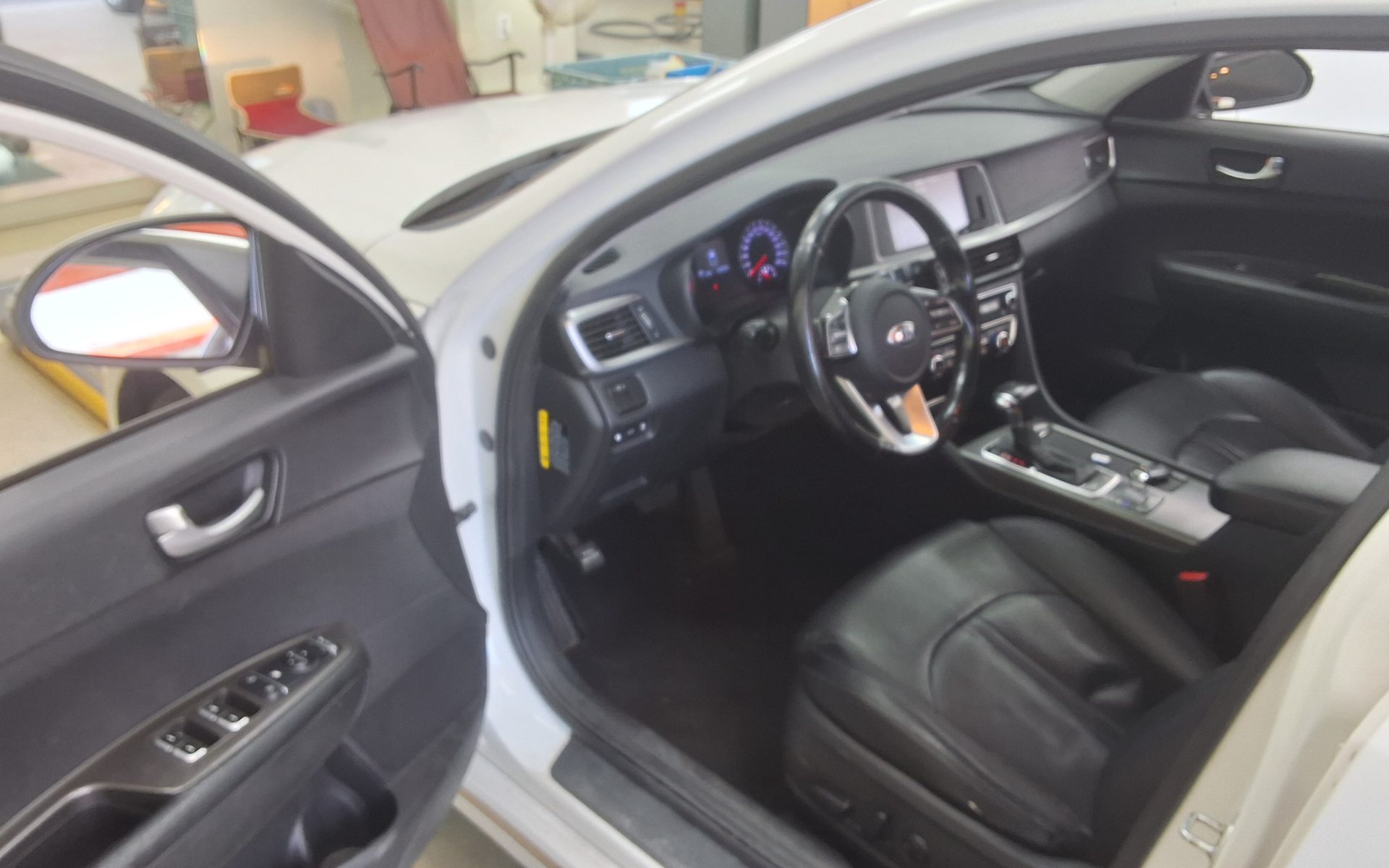 2020 - kia k5