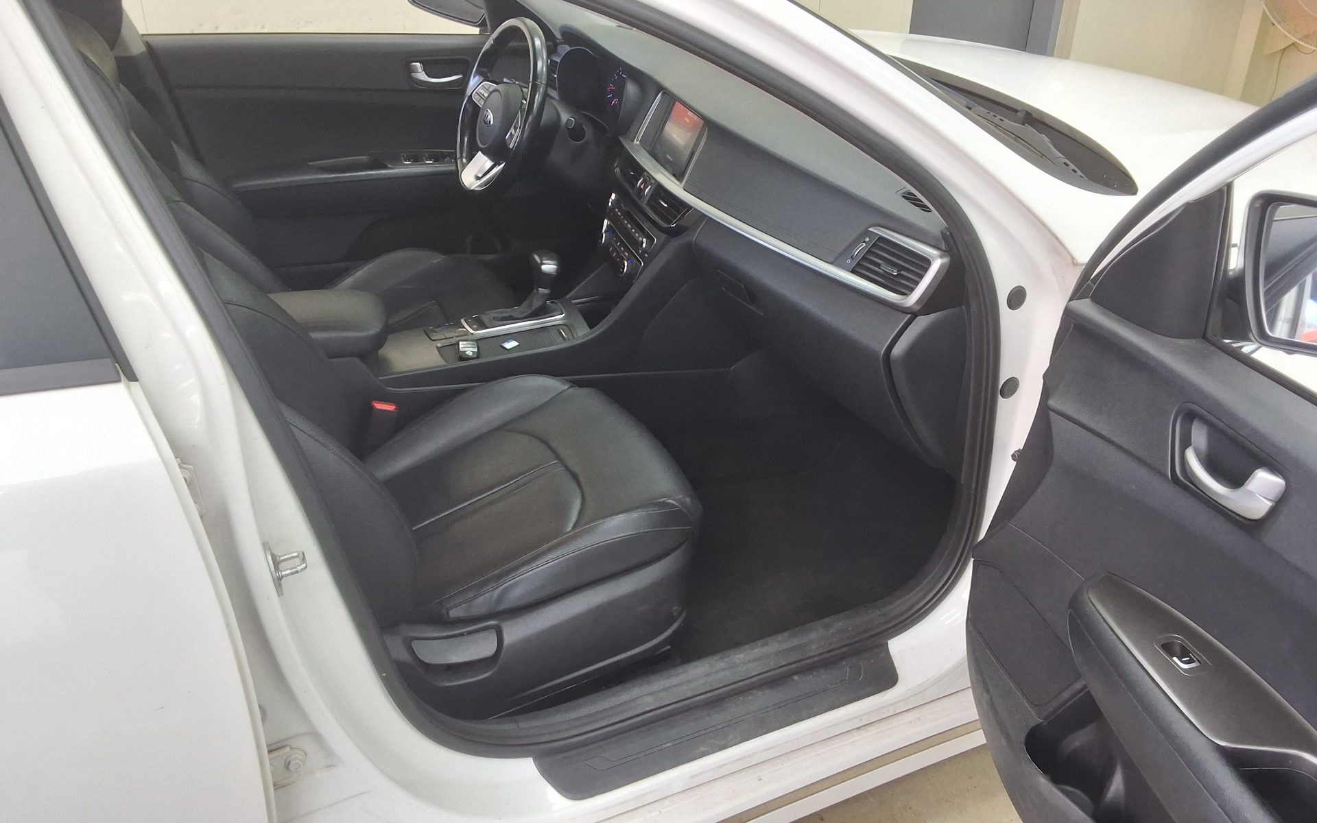 2020 - kia k5