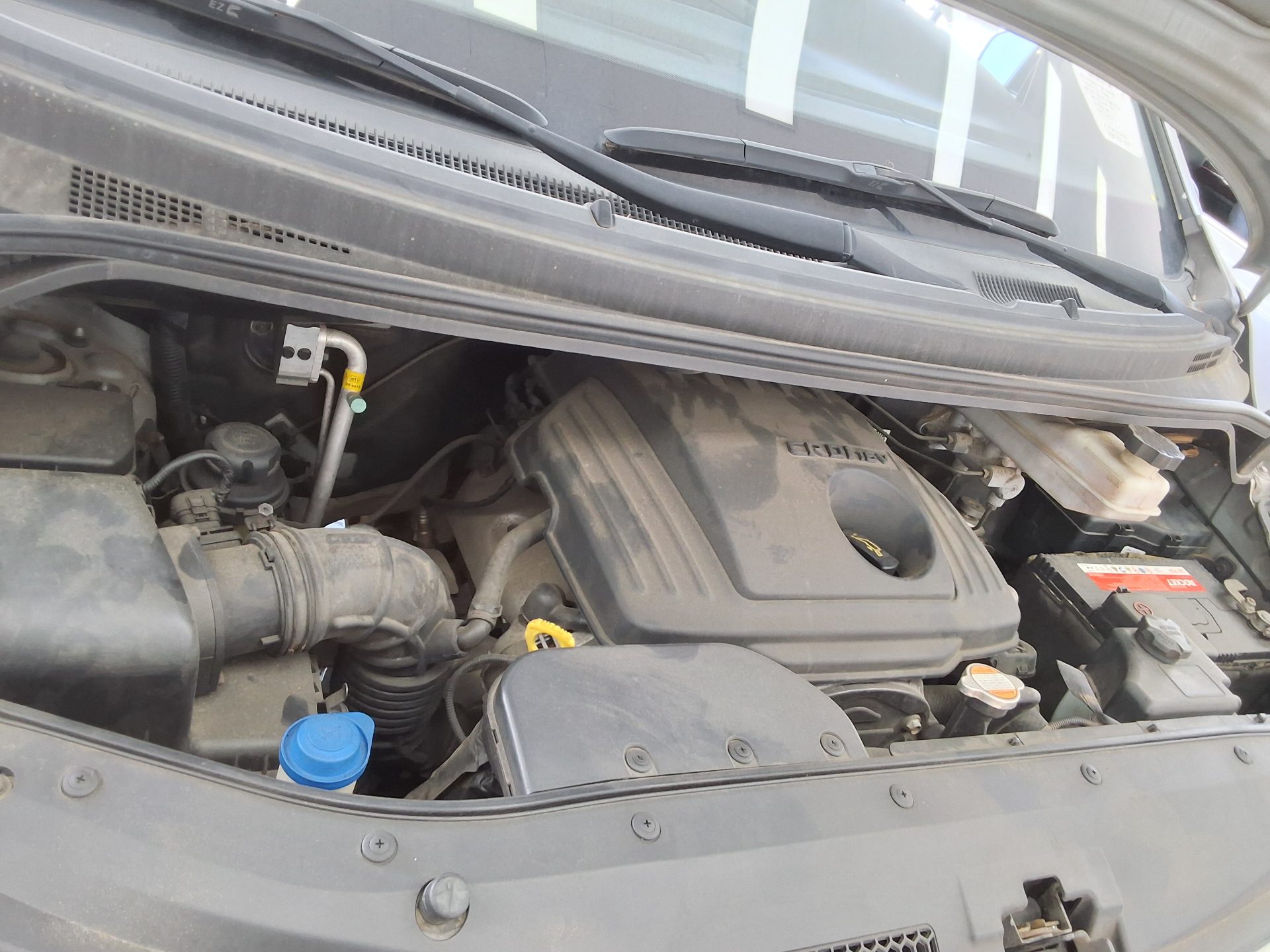 2011 - hyundai grand starex