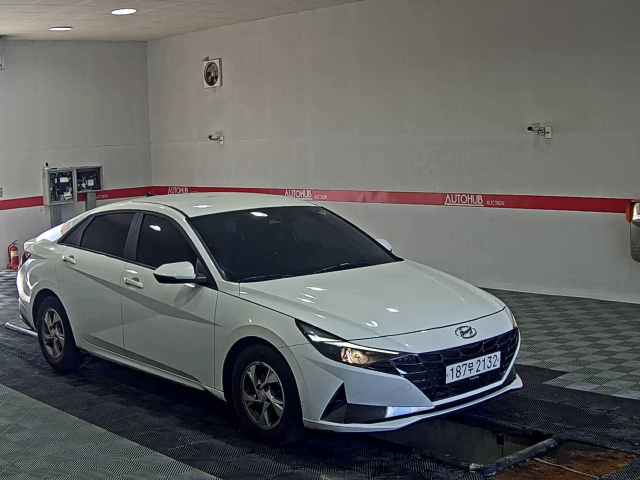 2022 - hyundai avante