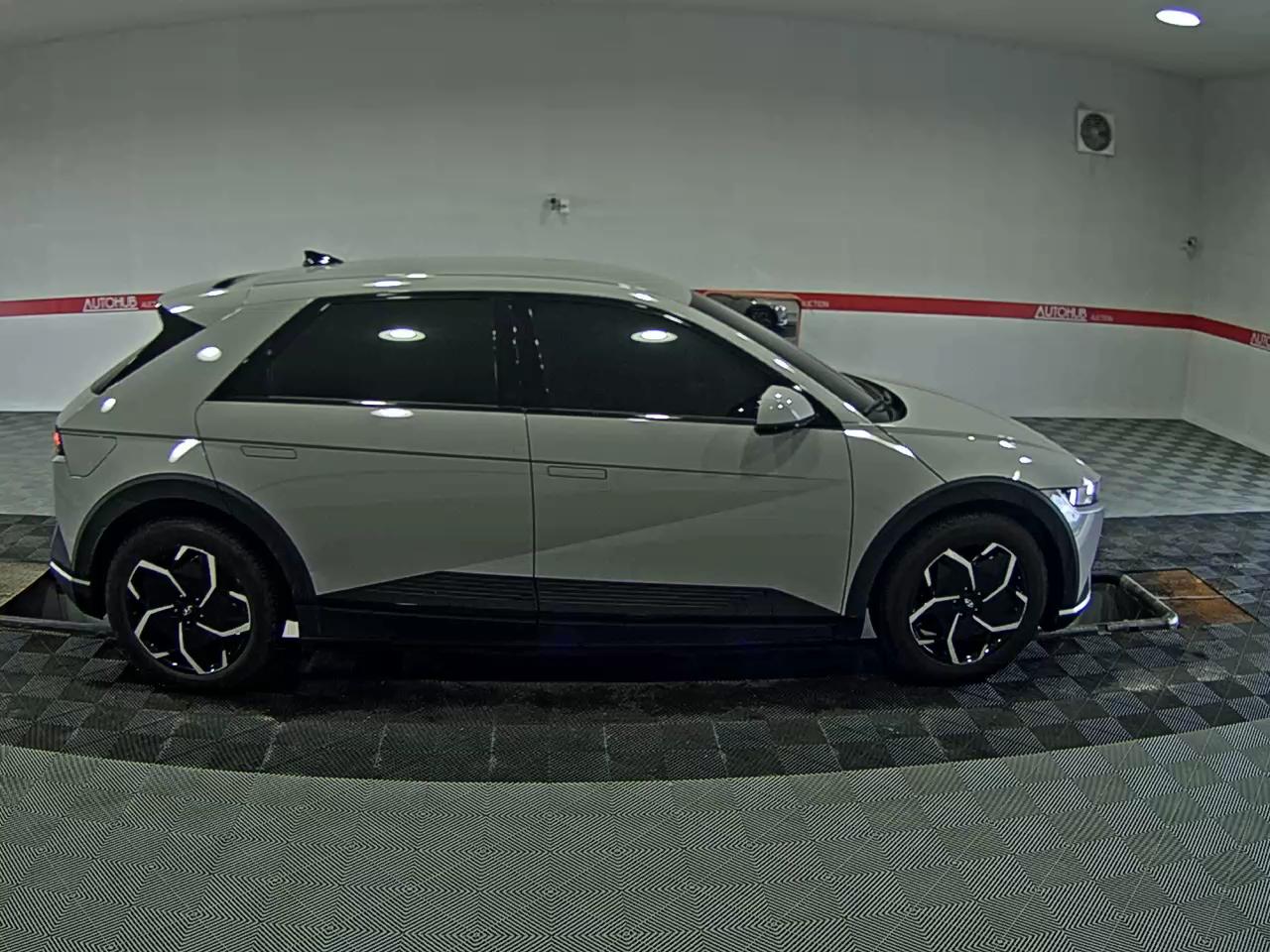 2024 - hyundai ioniq