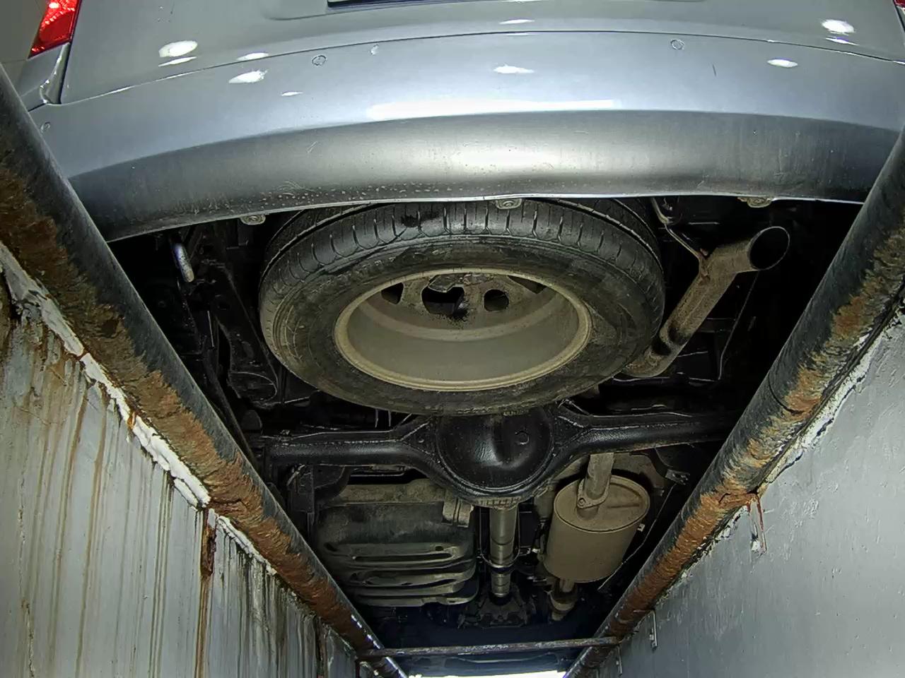 2011 - hyundai grand starex