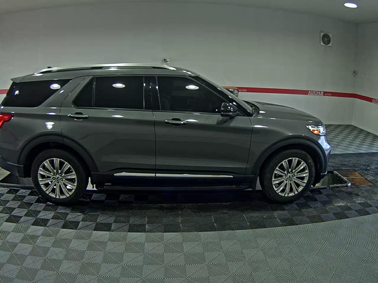 Ford Explorer 2022 — صورة 12