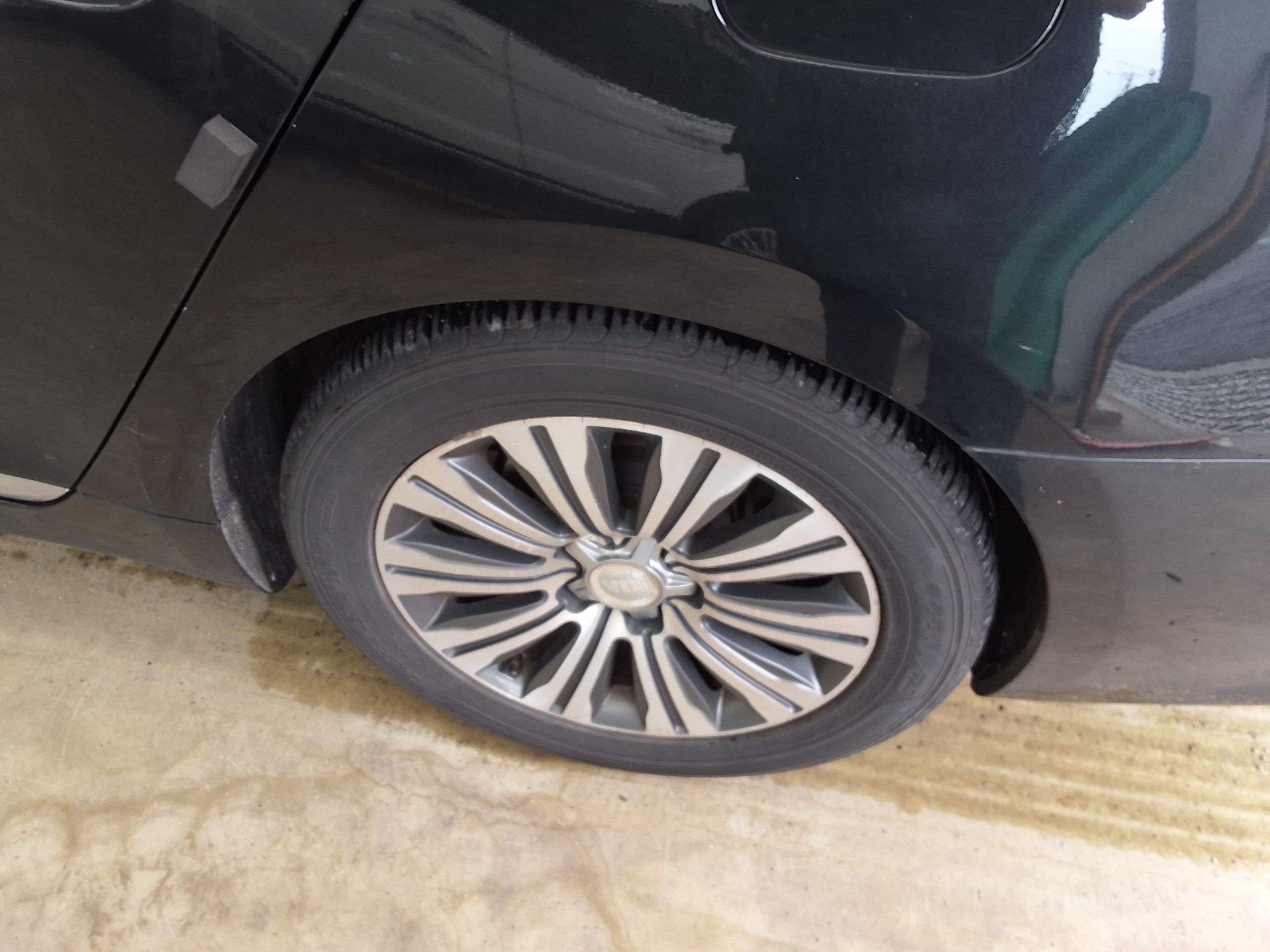 2015 - kia k9