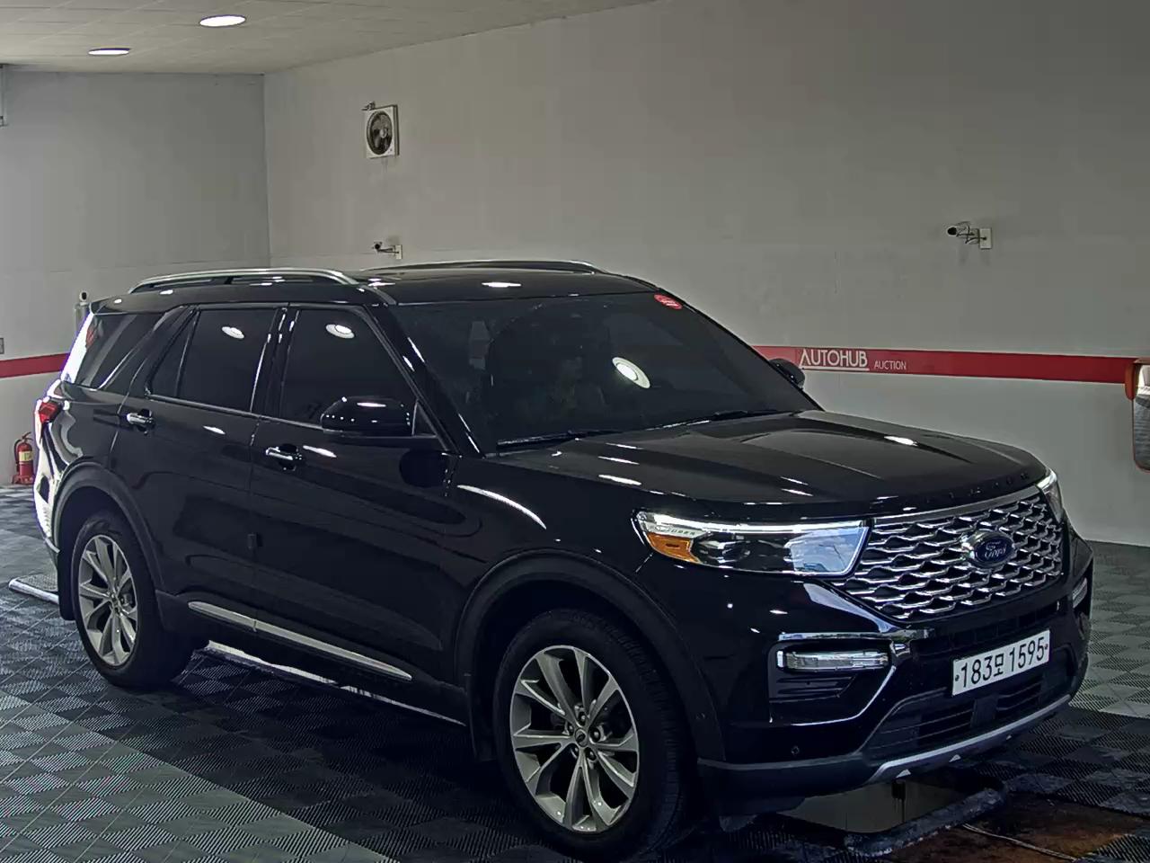 Ford Explorer 2021 — صورة 11