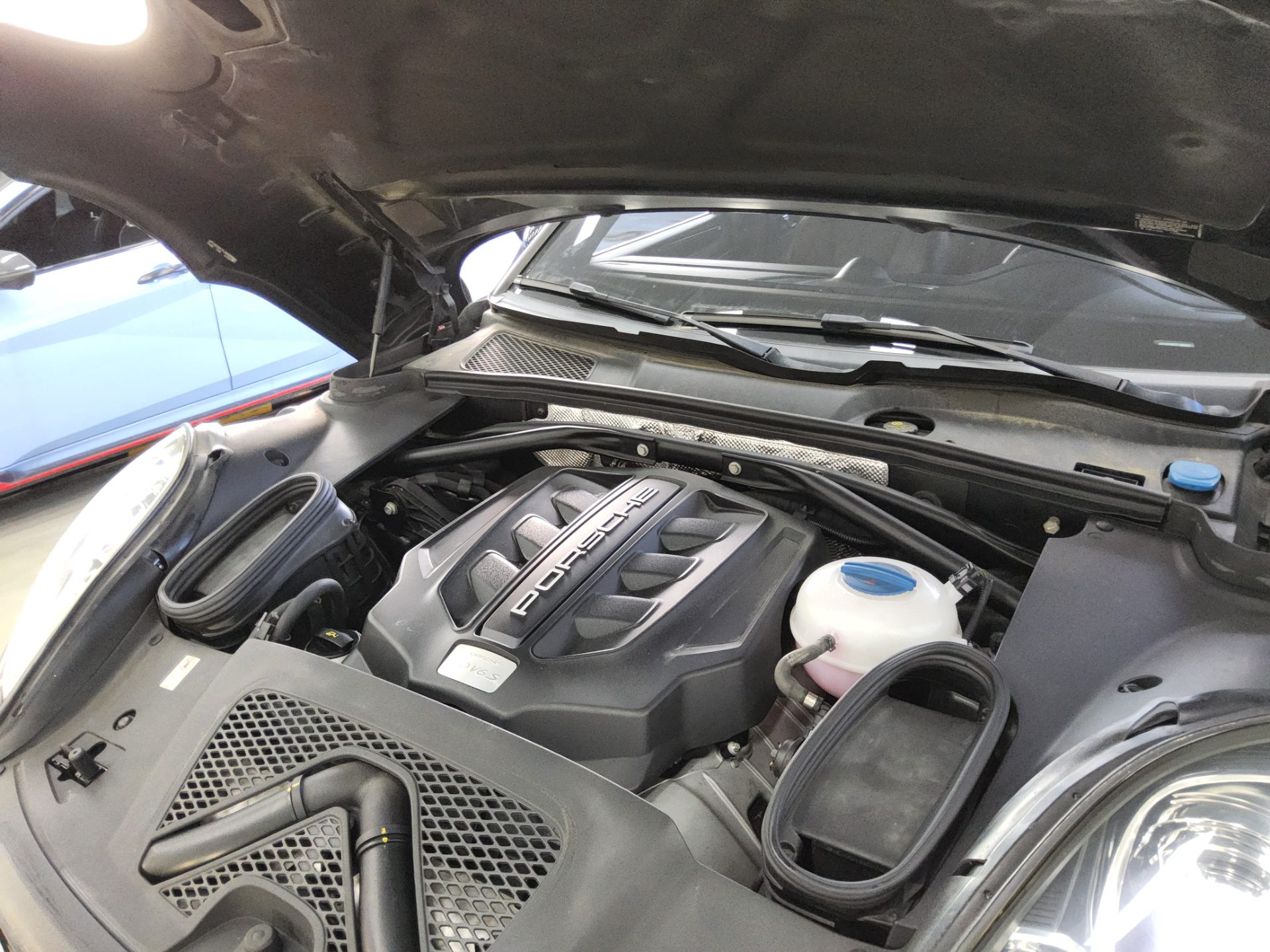 2015 - porsche macan