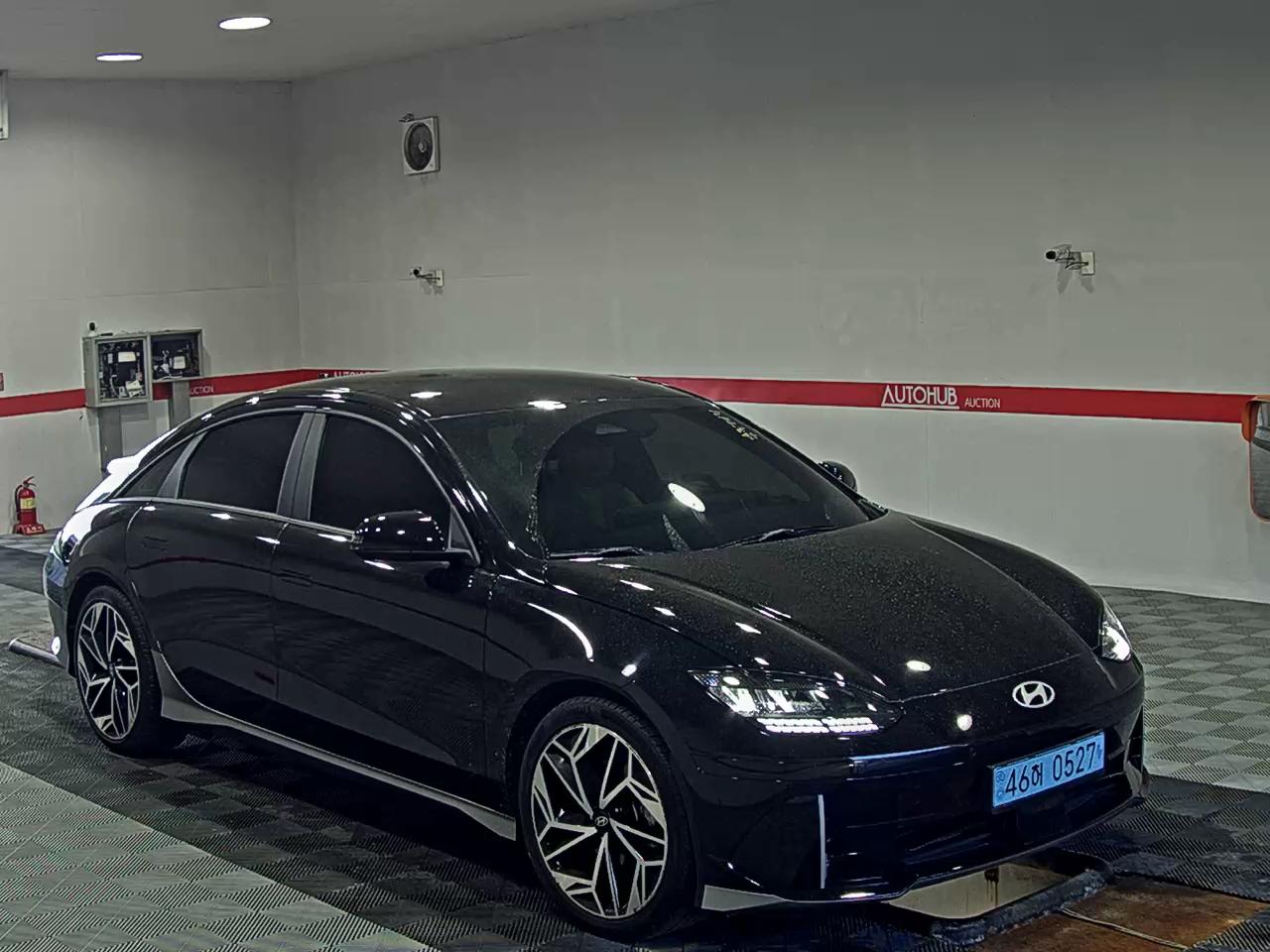 هيونداي أيونيك 2023 طويل المدى إكسكلوسيف