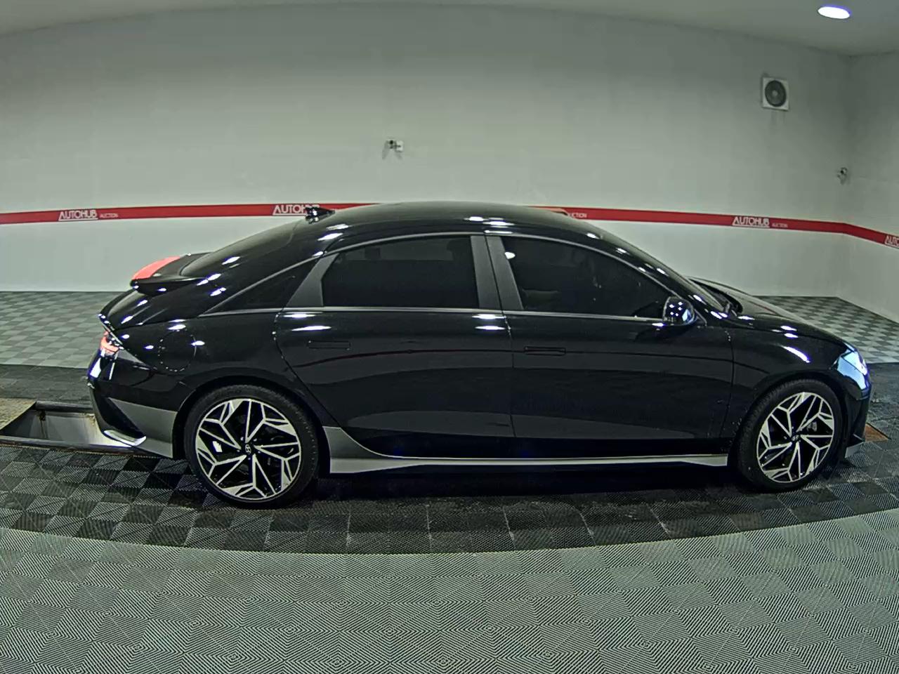 هيونداي أيونيك 2023 طويل المدى إكسكلوسيف