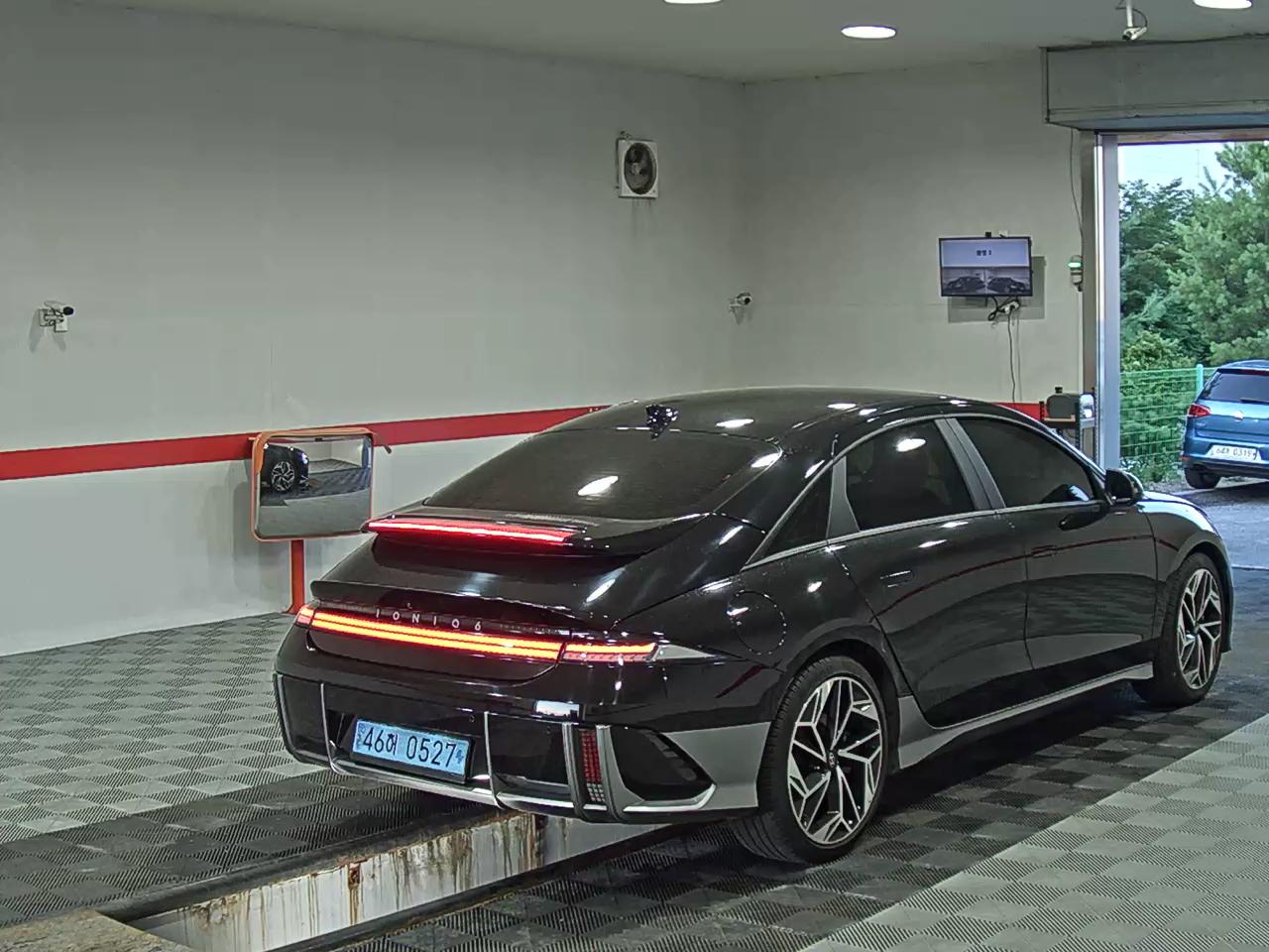 هيونداي أيونيك 2023 طويل المدى إكسكلوسيف