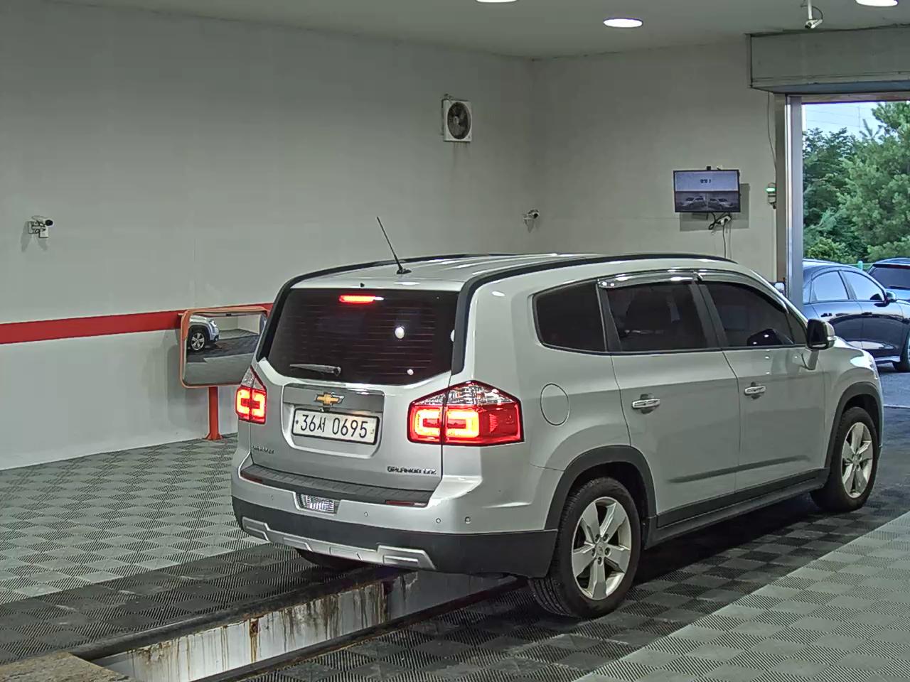2016 - chevrolet orlando