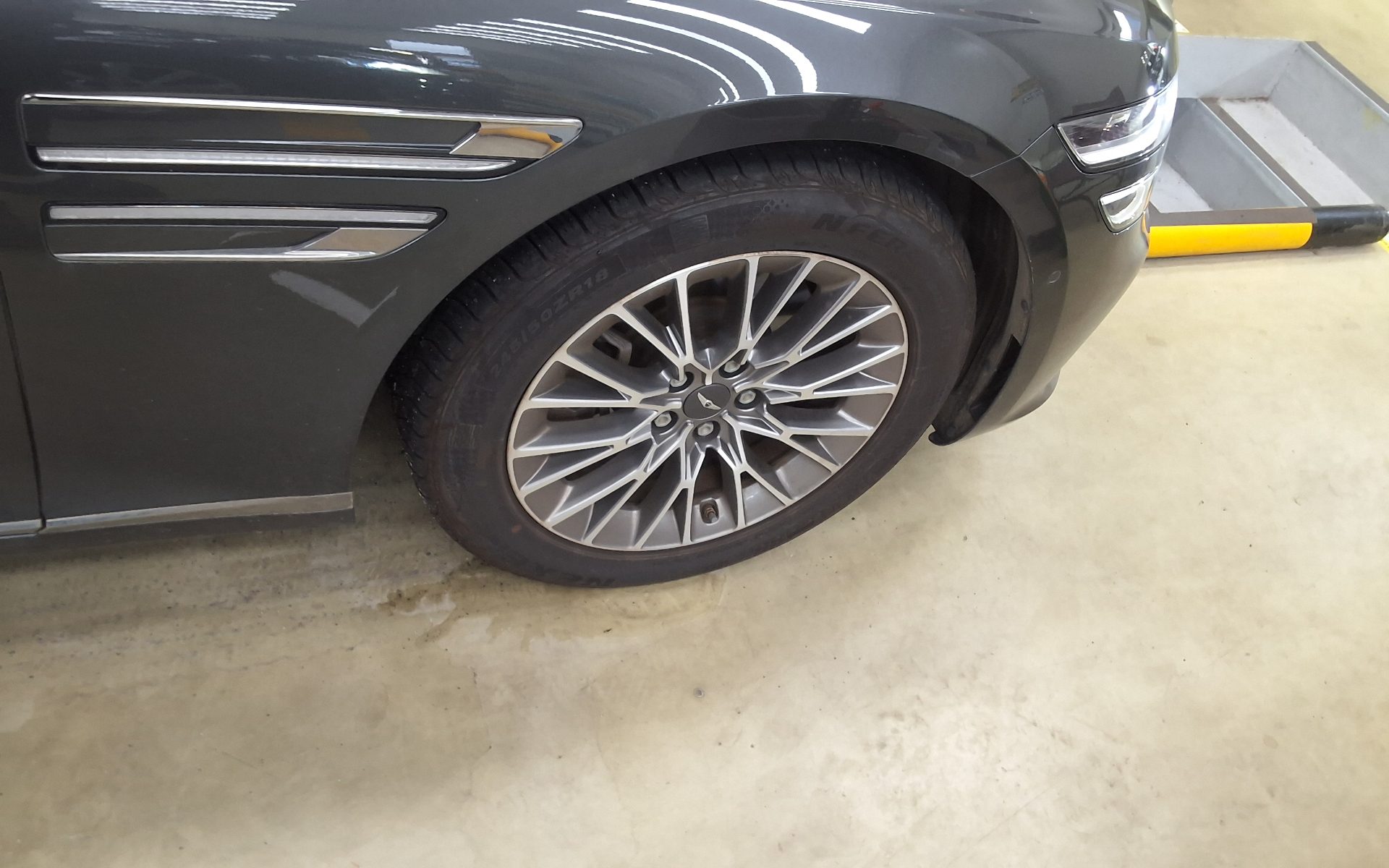 جينيسيس G80 2021 — صورة 24