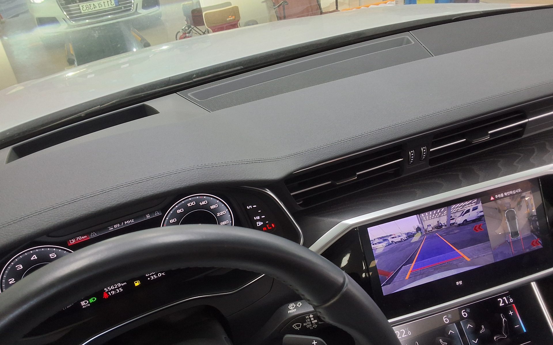 Audi A6 2021 — صورة 18