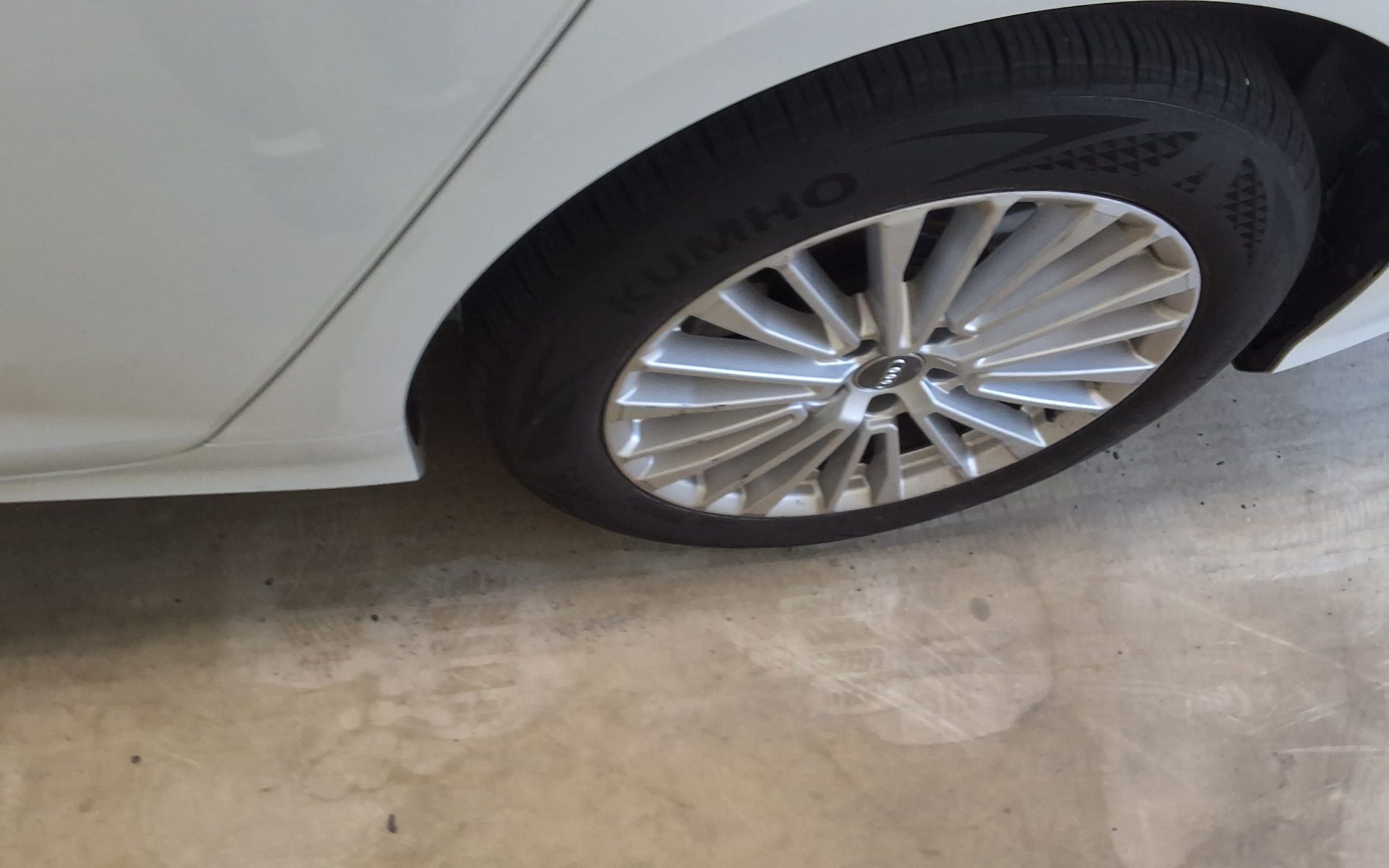 Audi A6 2021 — صورة 24