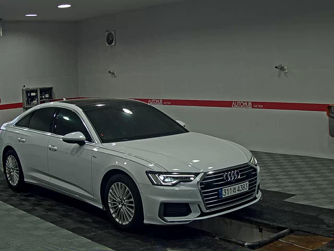 Audi A6 2021 — صورة 11