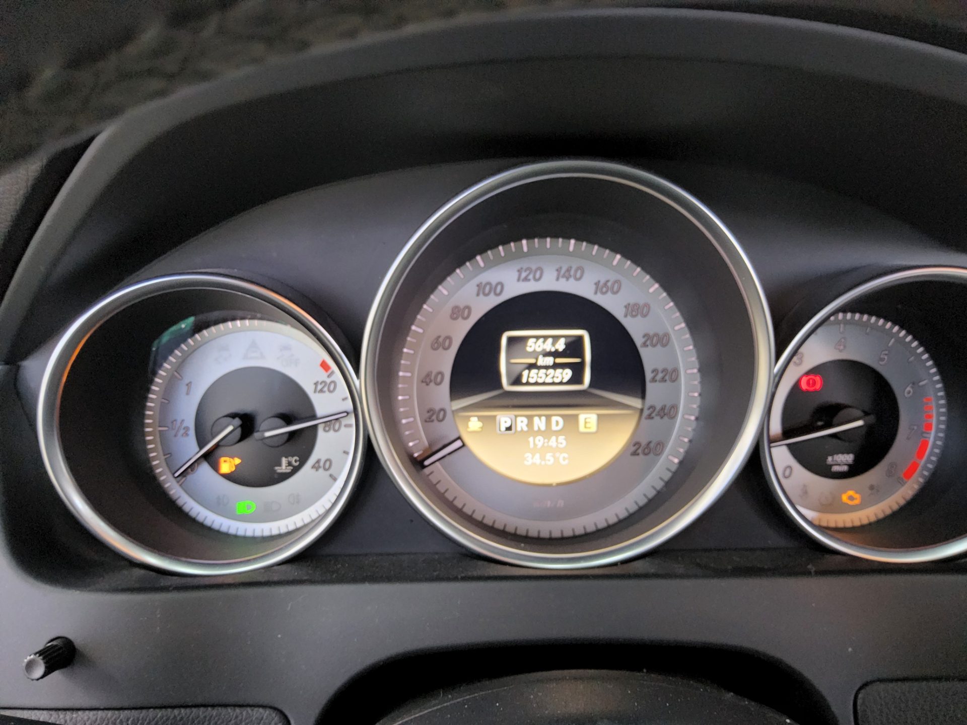 2012 - mercedes-benz c200
