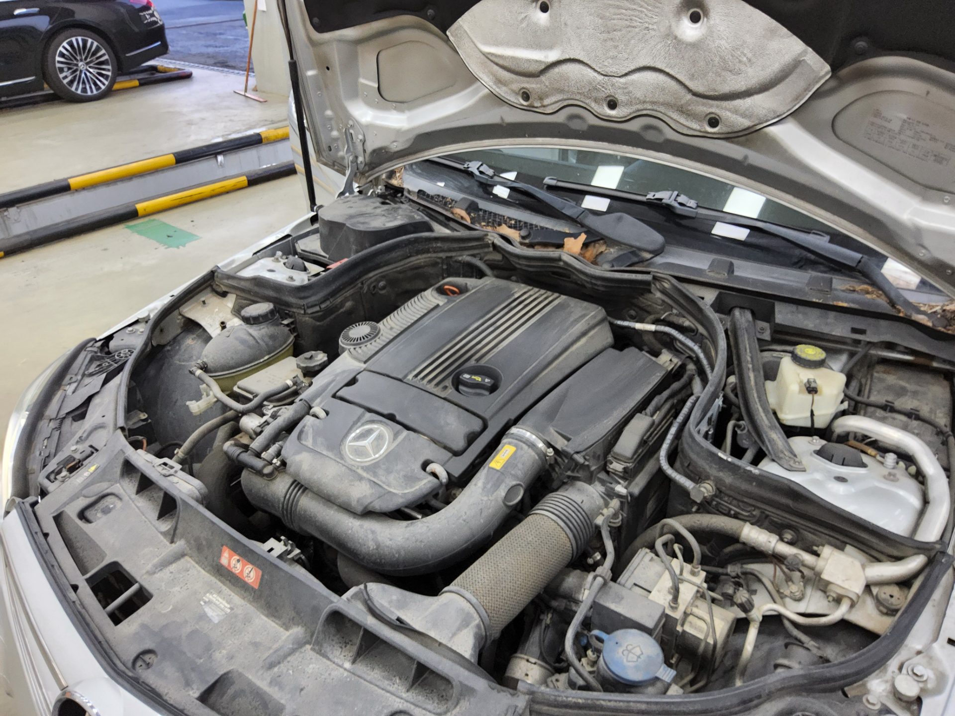 2012 - mercedes-benz c200