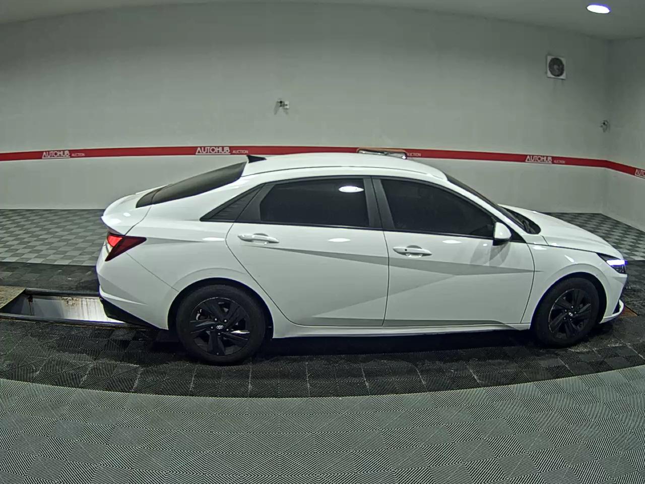 2023 - hyundai avante