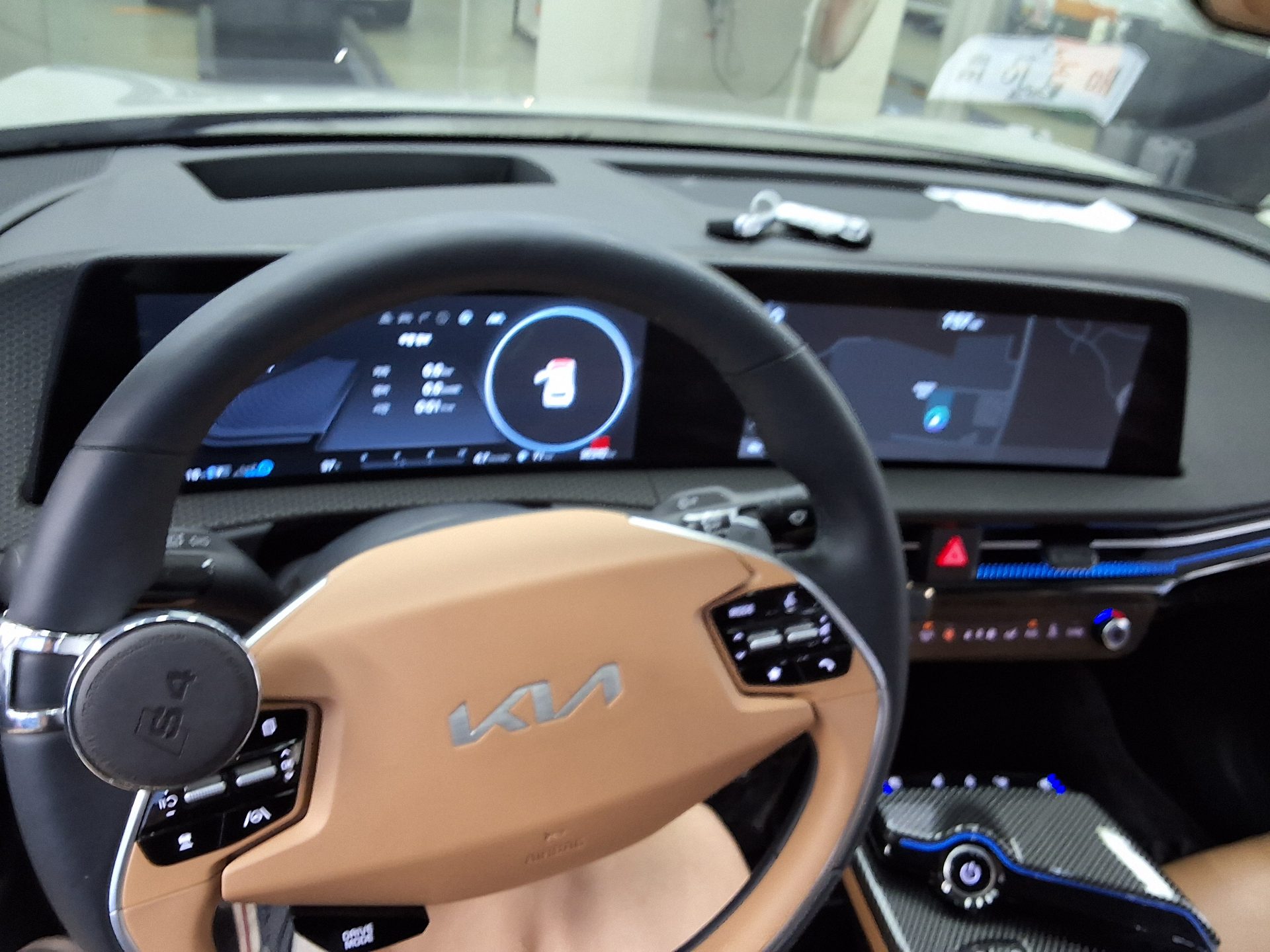 2023 - kia ev6