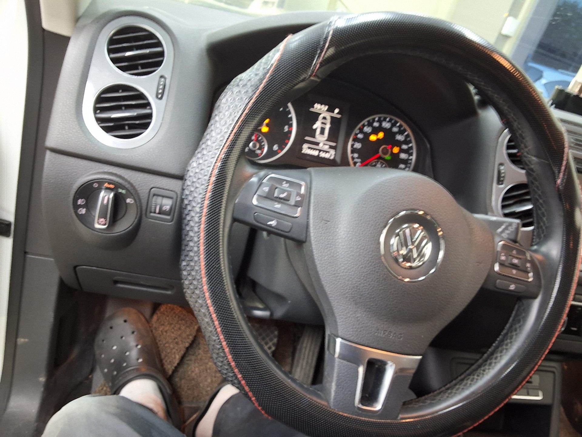 2015 - volkswagen tiguan