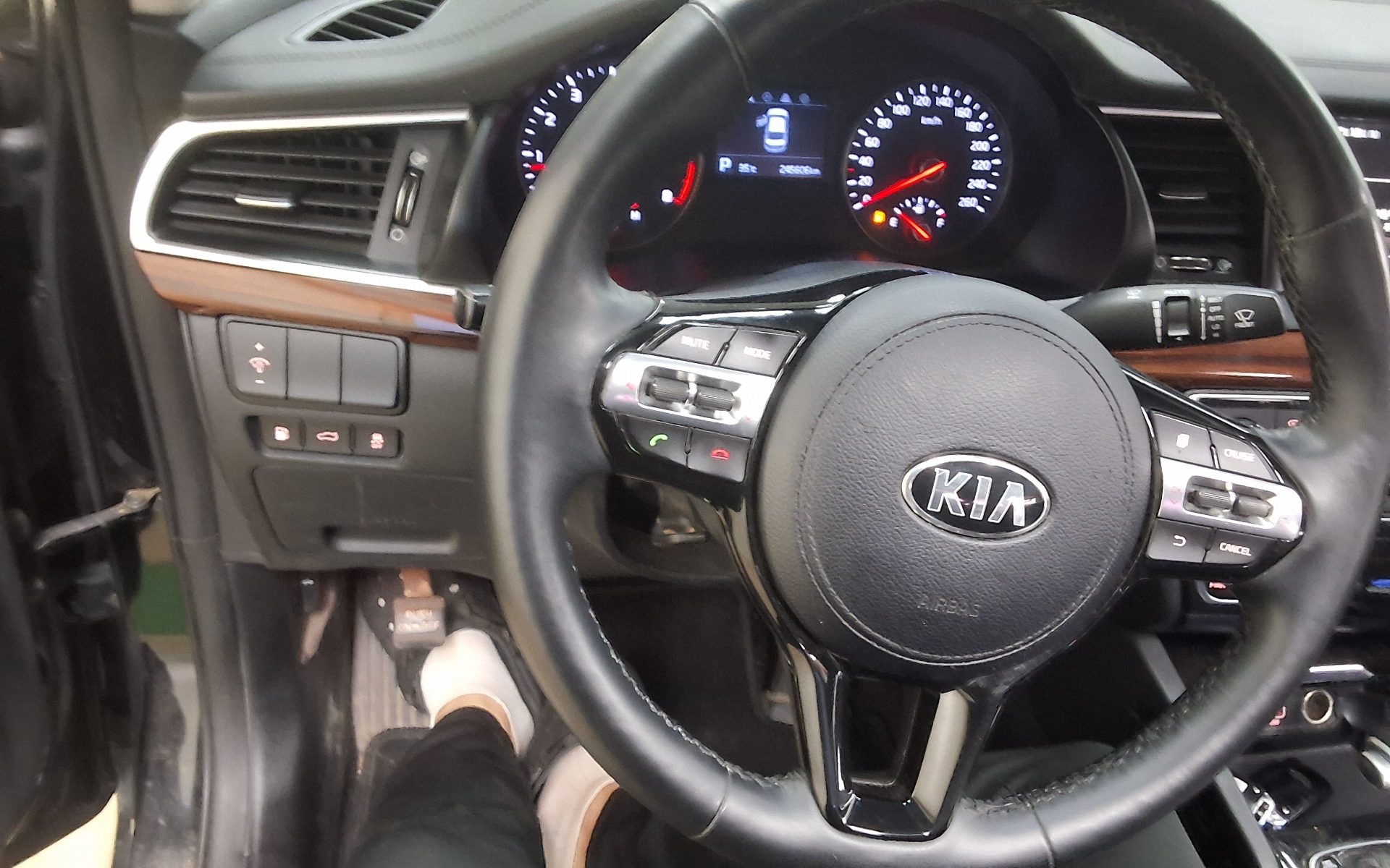 2016 - kia k7