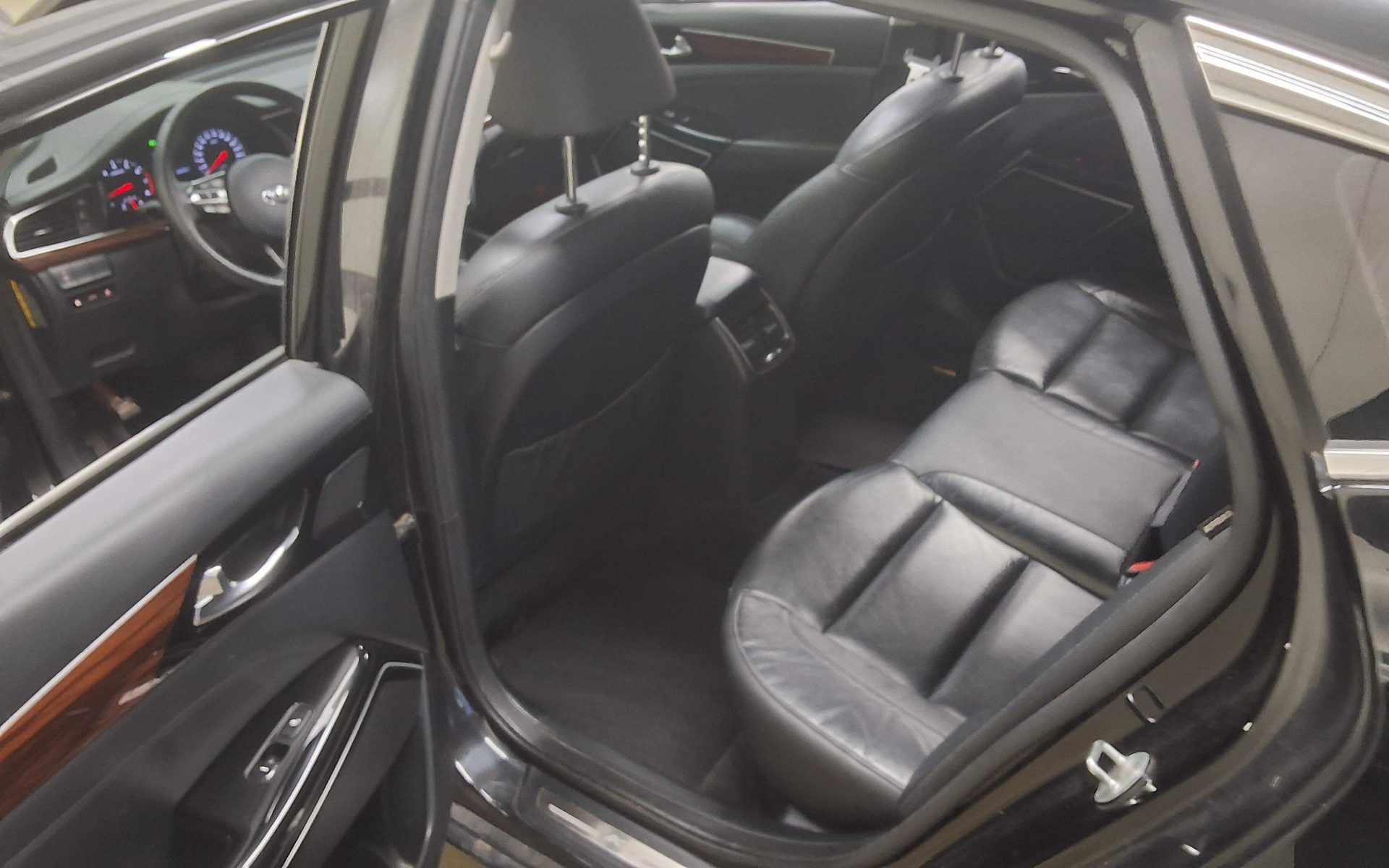 2016 - kia k7
