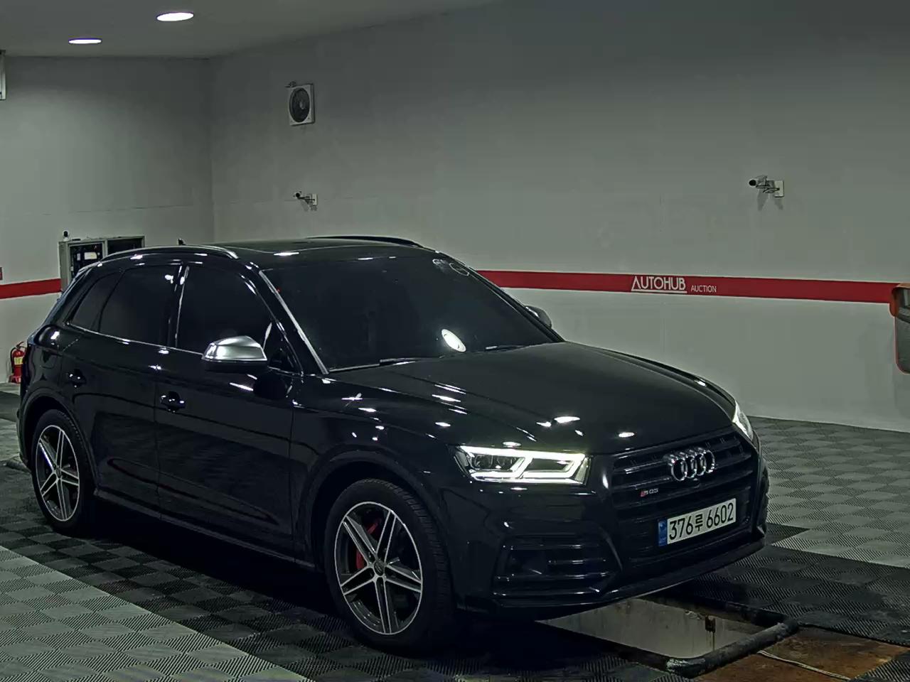 2020 - audi sq5