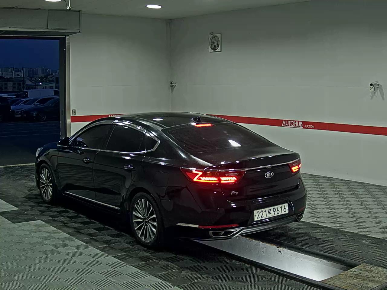 2016 - kia k7