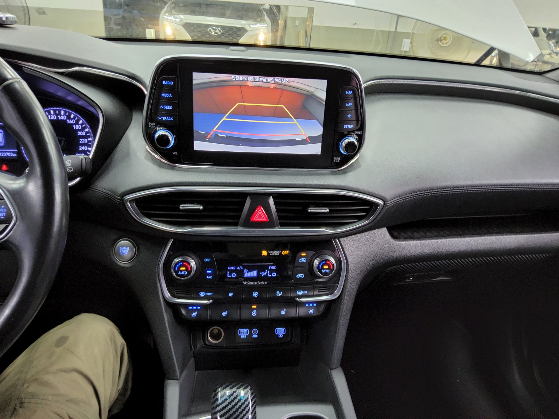 2019 - hyundai santa fe
