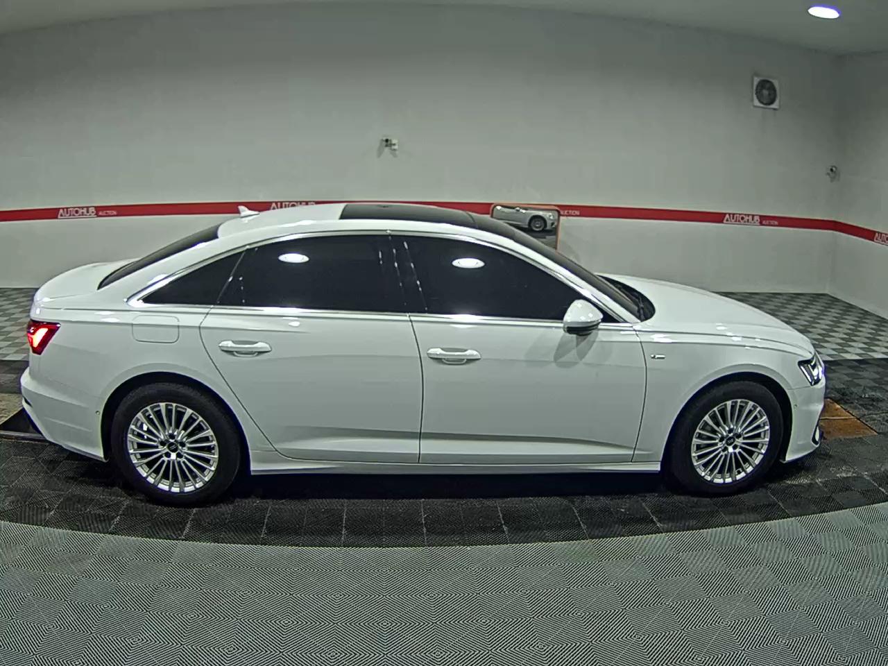 Audi A6 2021 — صورة 12