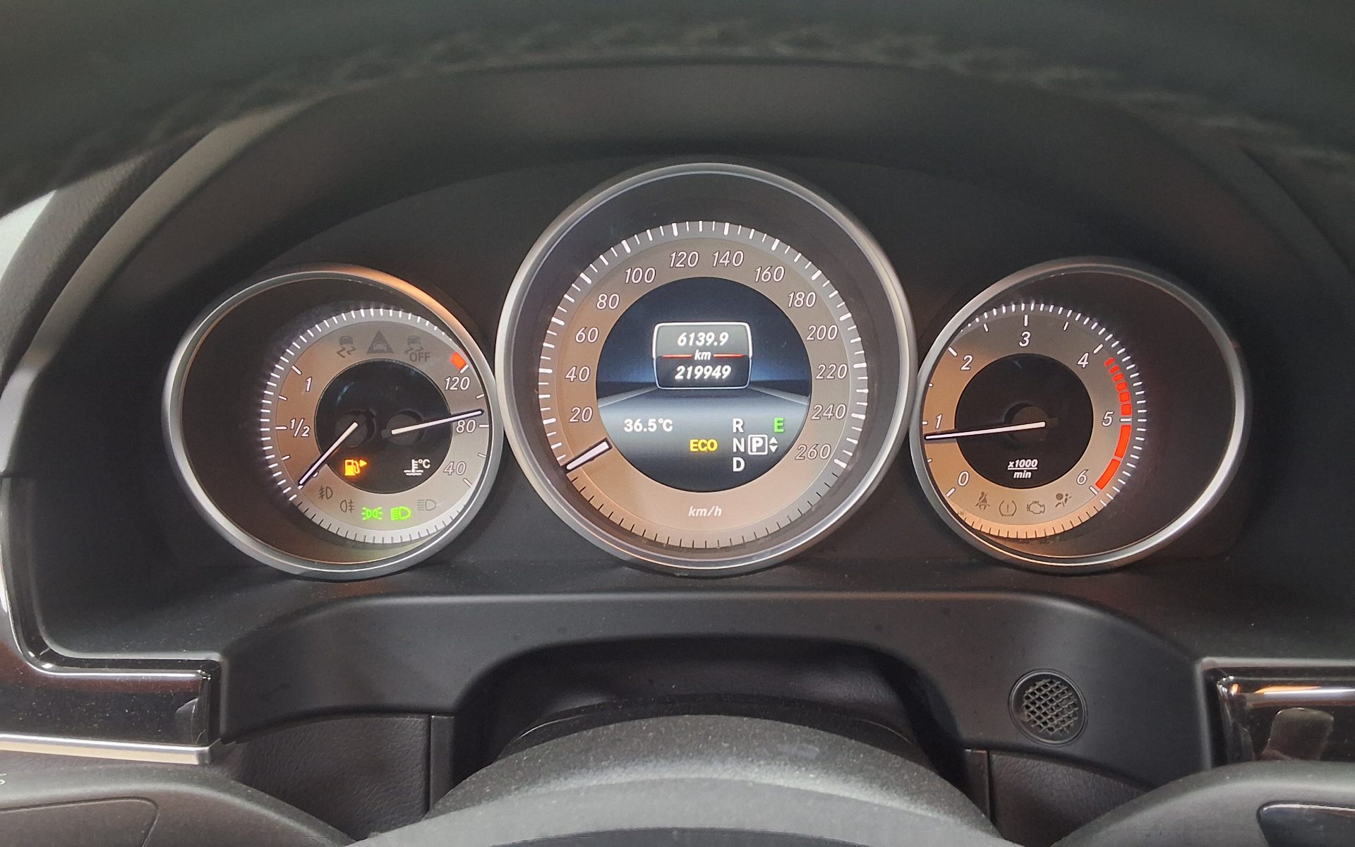 2016 - mercedes-benz e220