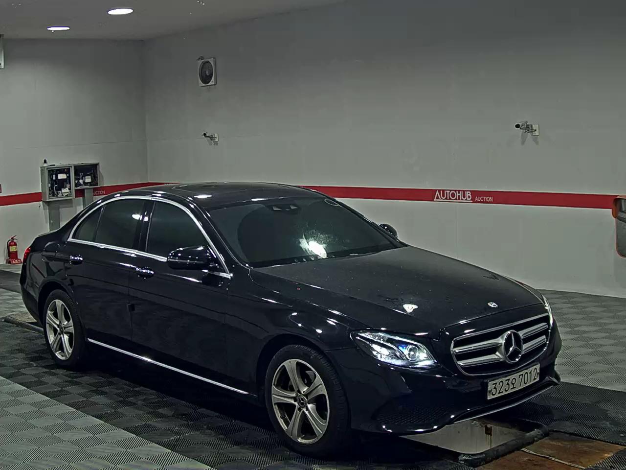 2017 - mercedes-benz e220d