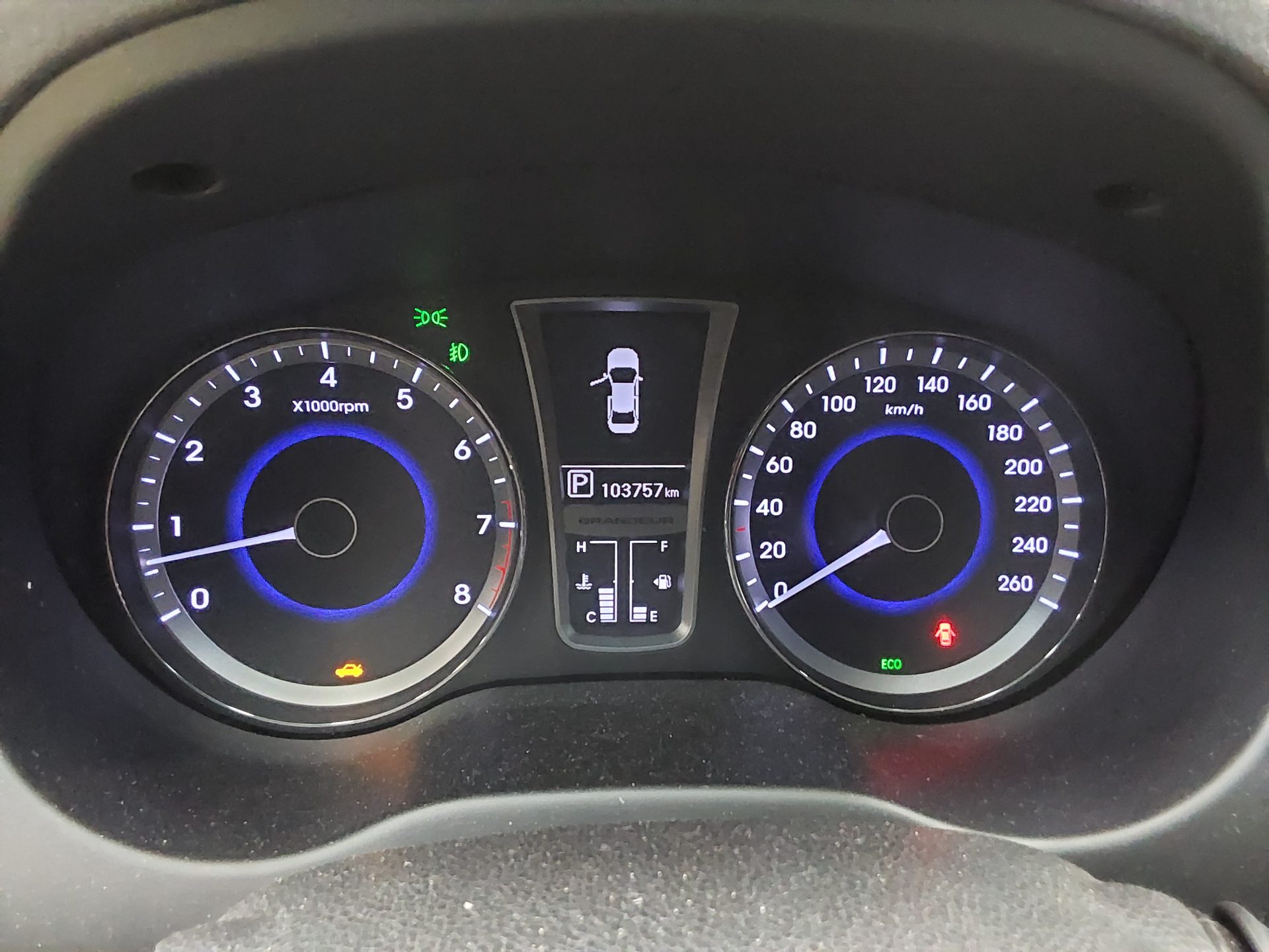 2012 - hyundai grandeur
