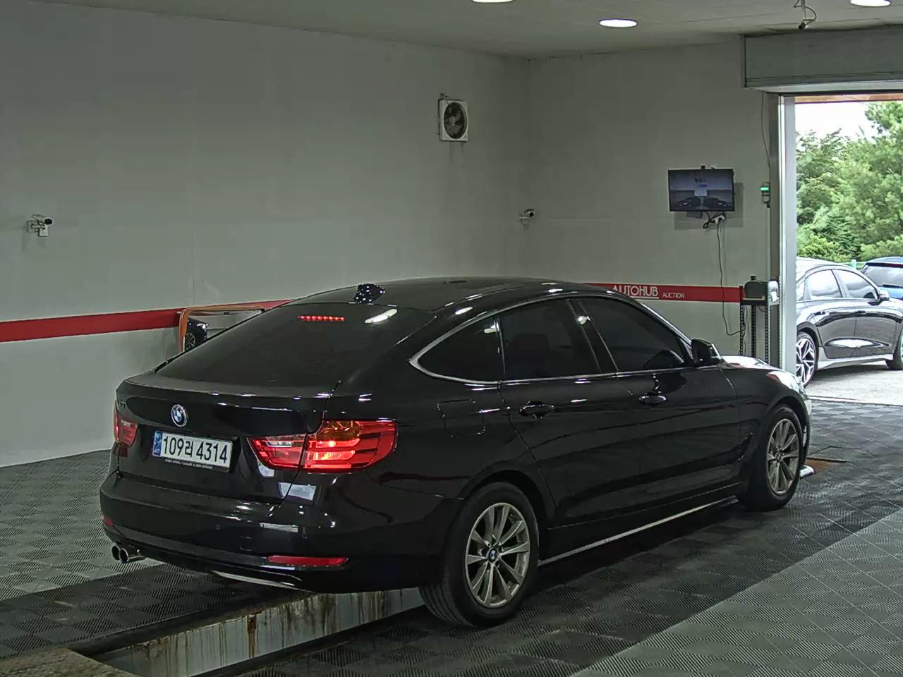 2016 - bmw gran turismo