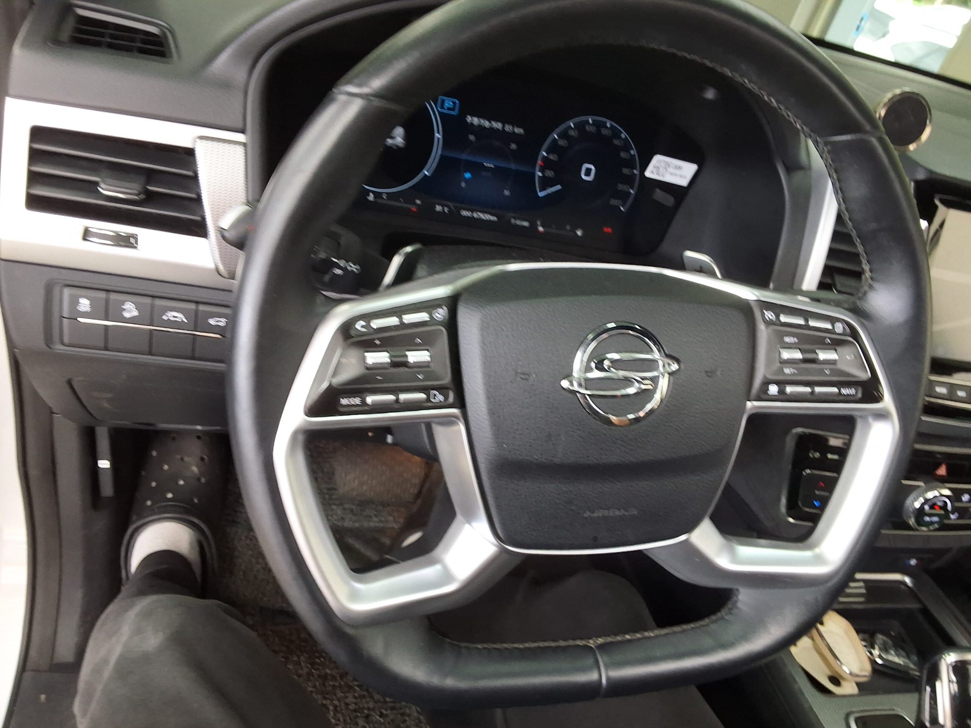 سانج يونج Rexton 2023 — صورة 22