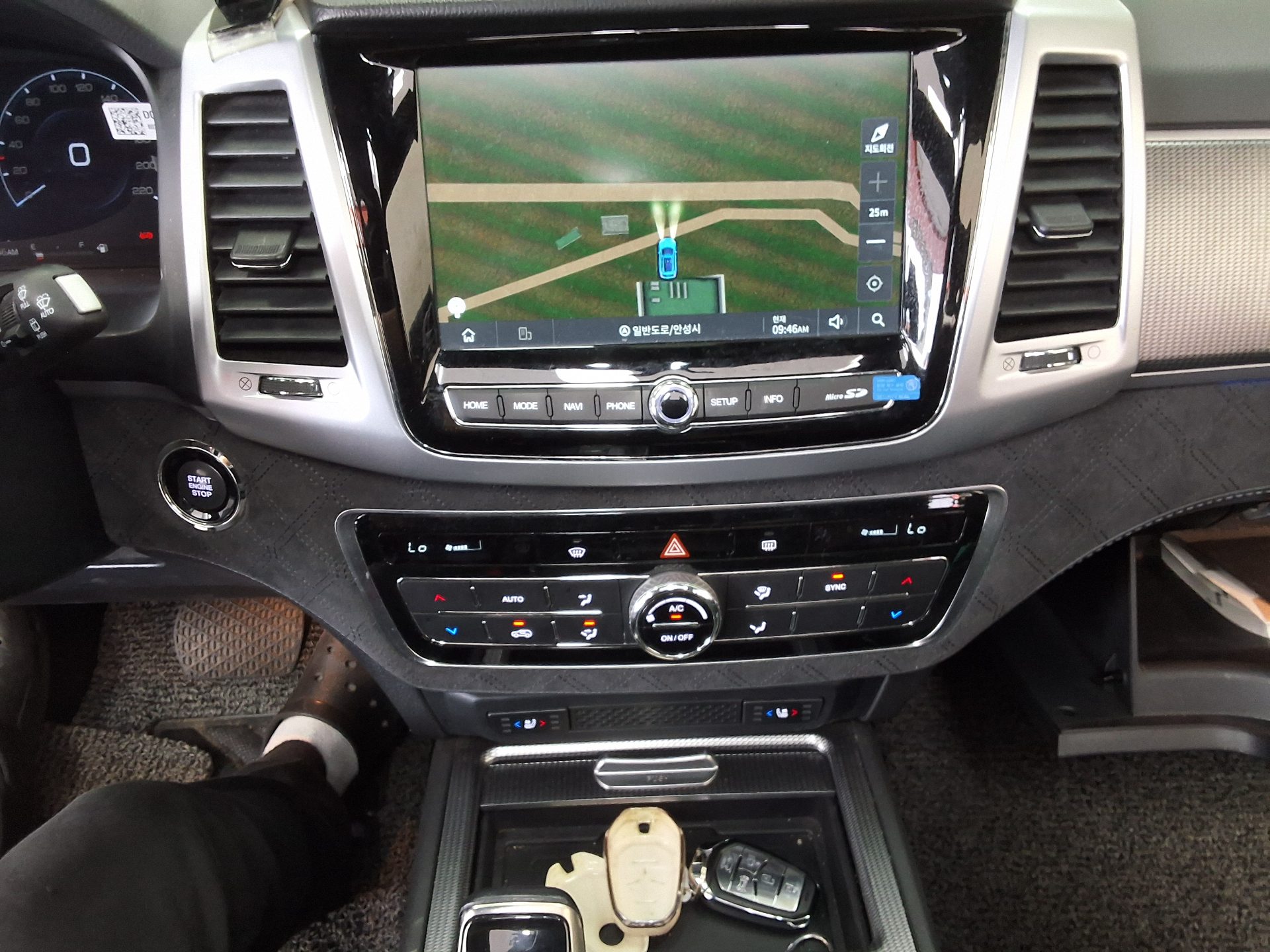 سانج يونج Rexton 2023 — صورة 23