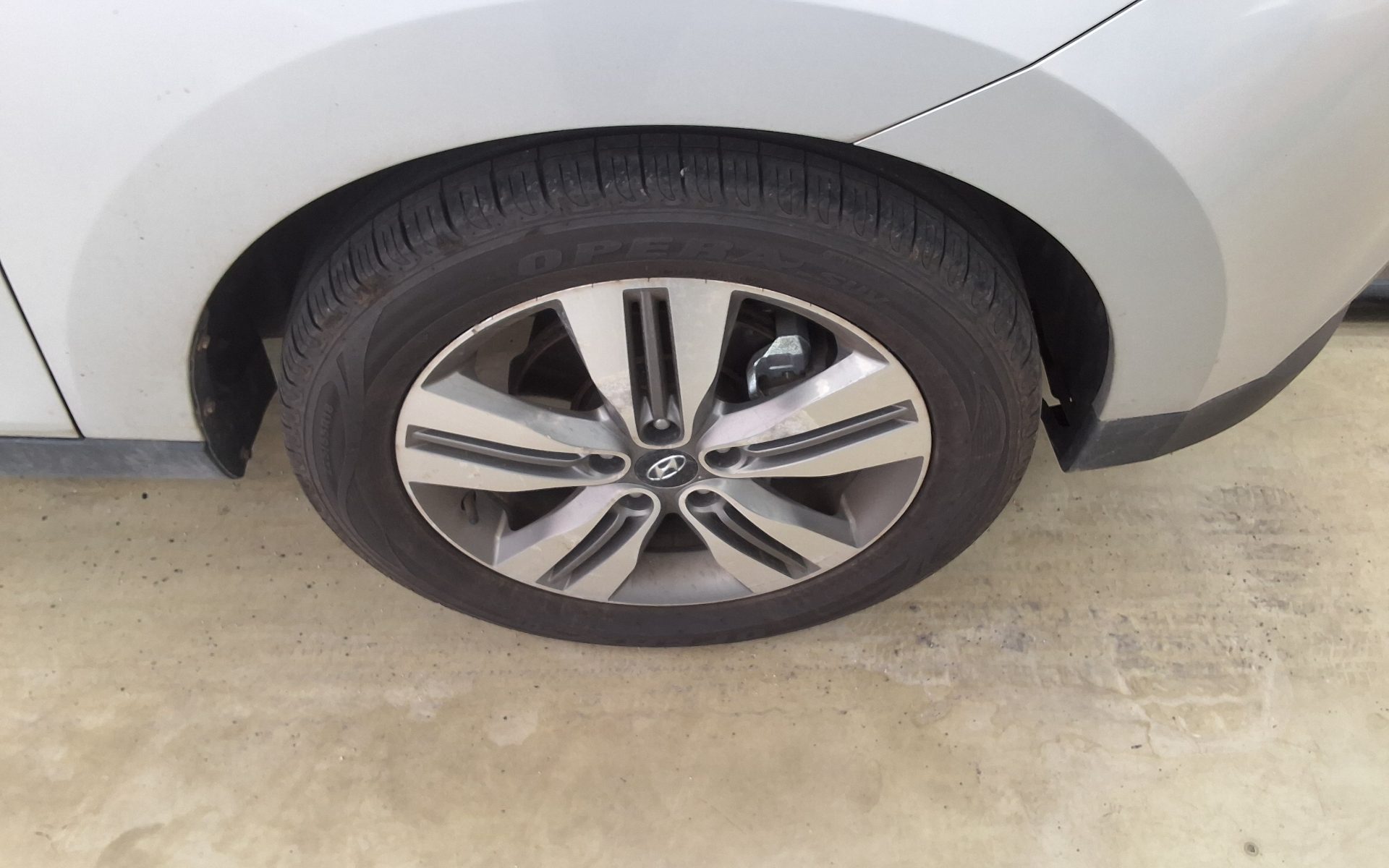 2014 - hyundai tucson
