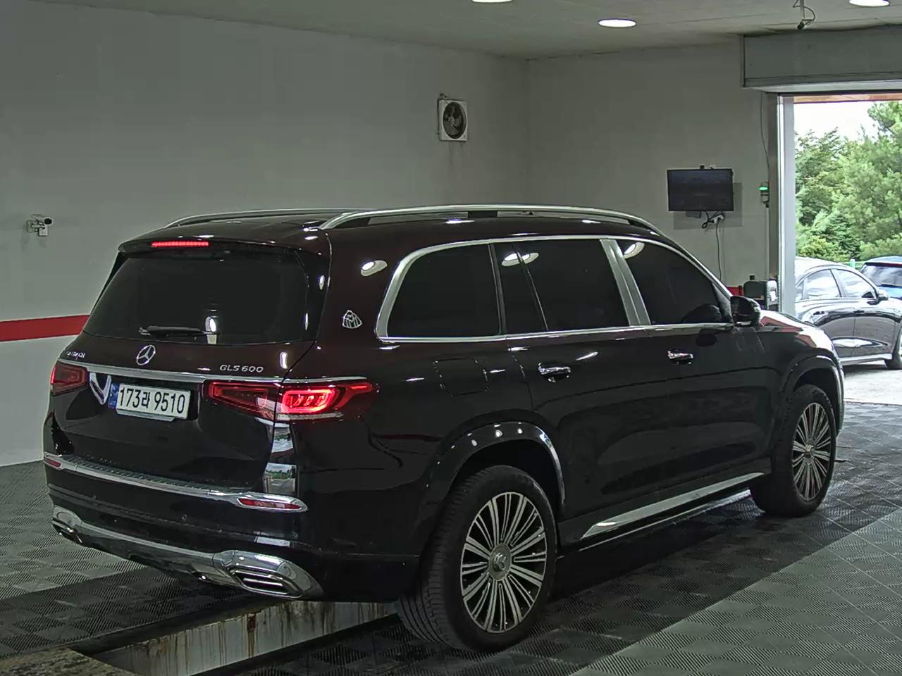 2023 - mercedes-benz gls 600
