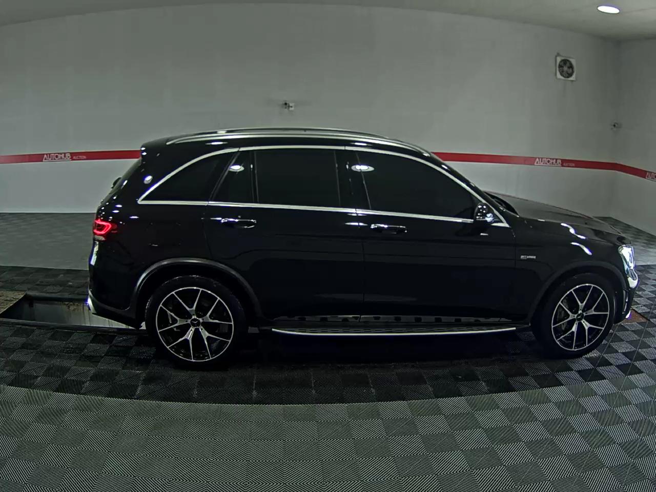 2021 - mercedes-benz glc 43