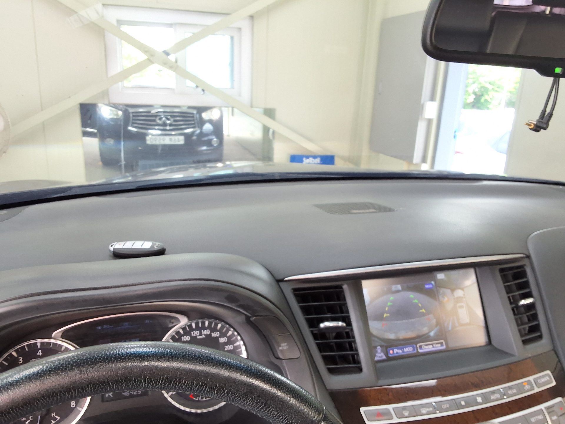 2013 - infiniti jx