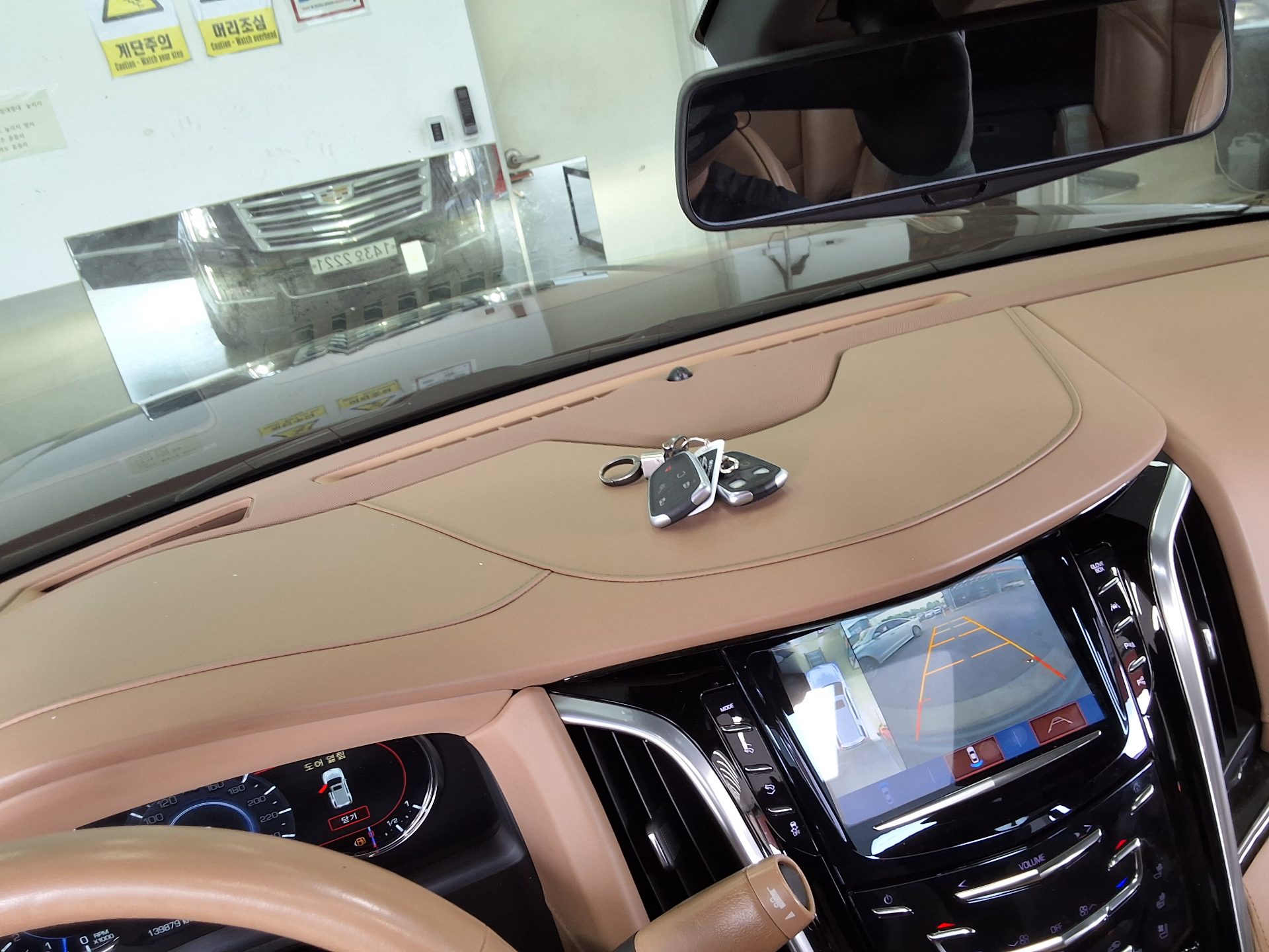 2020 - cadillac escalade