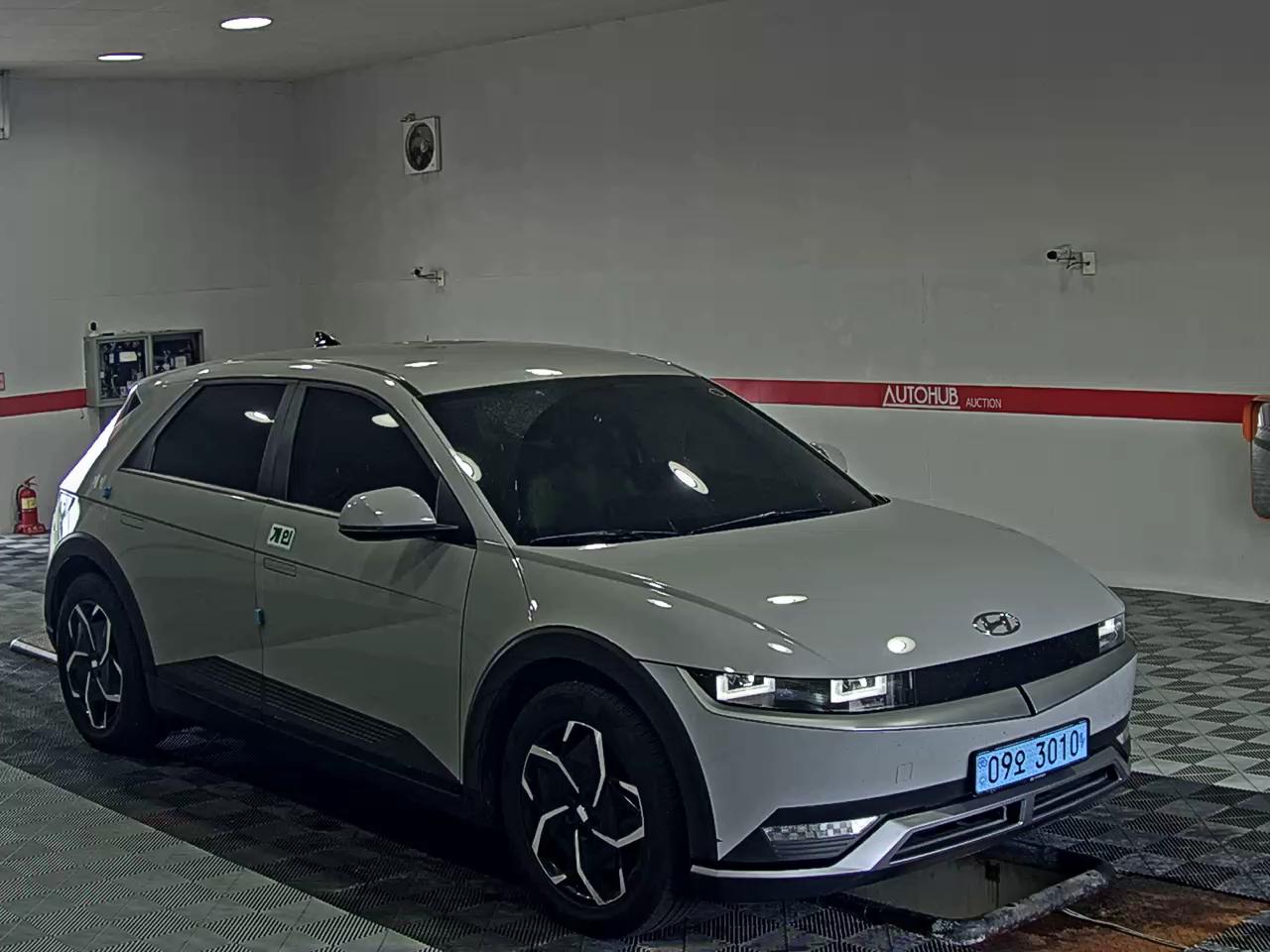 2022 - hyundai ioniq