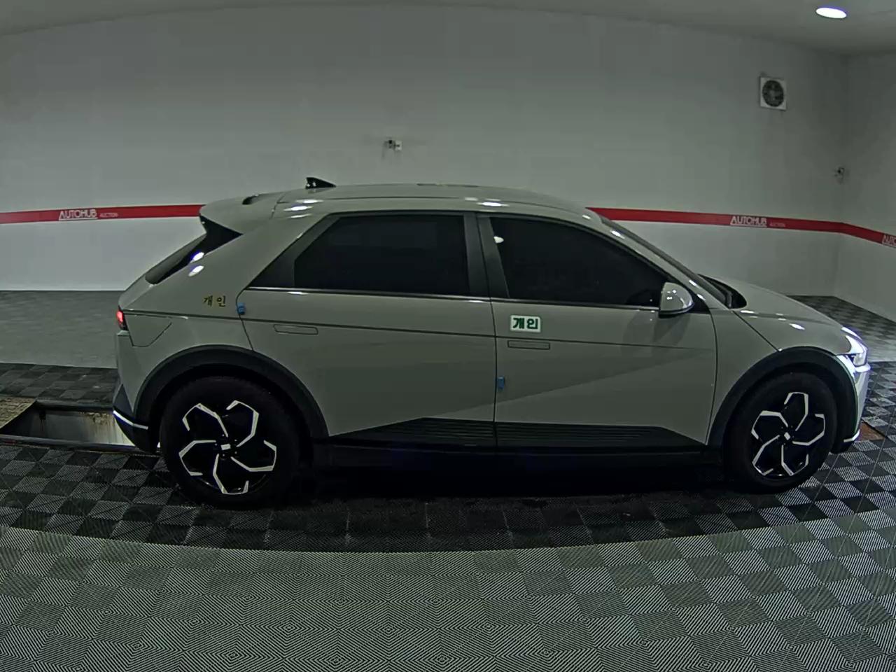2022 - hyundai ioniq